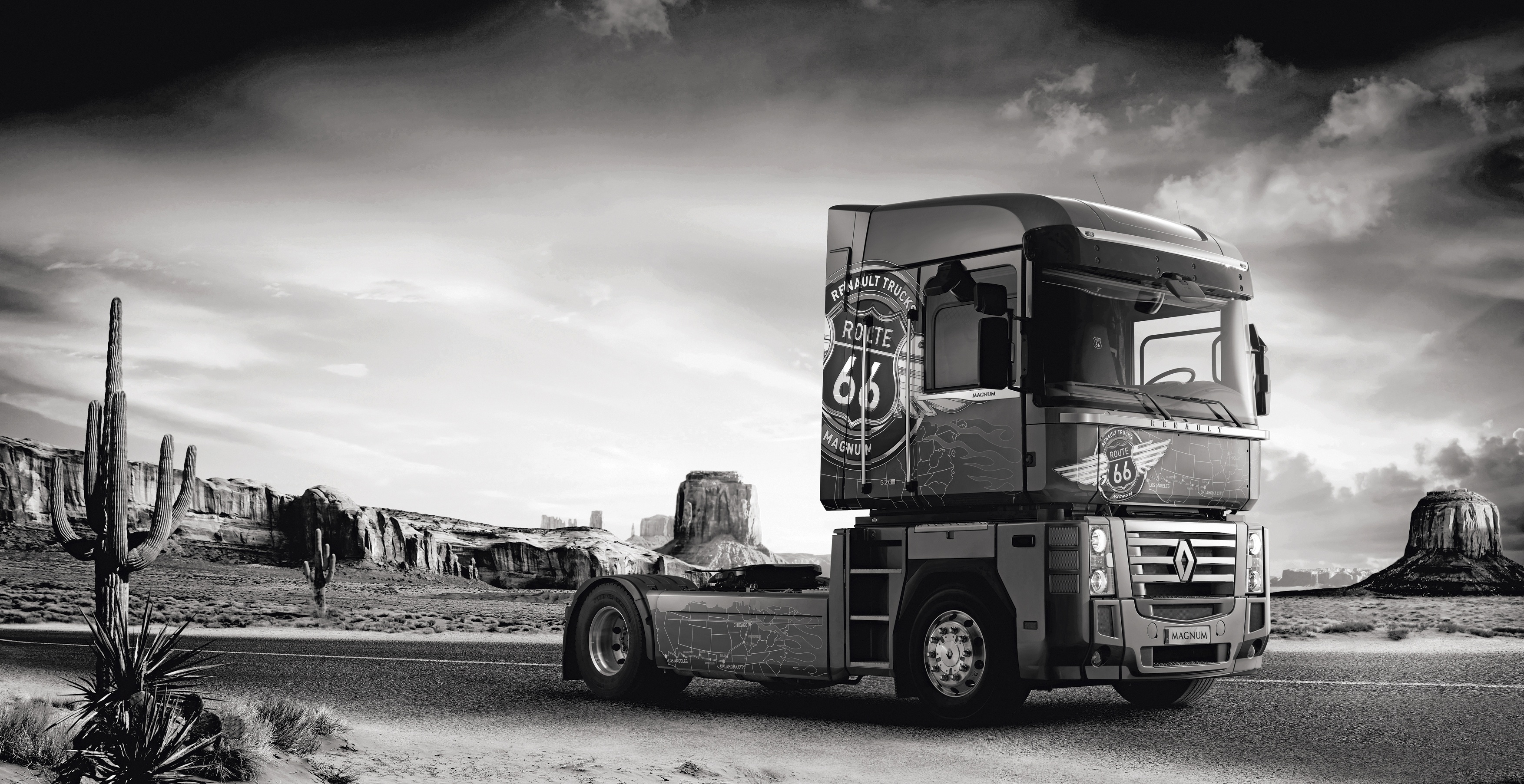 trucks in resolution 3508x1806