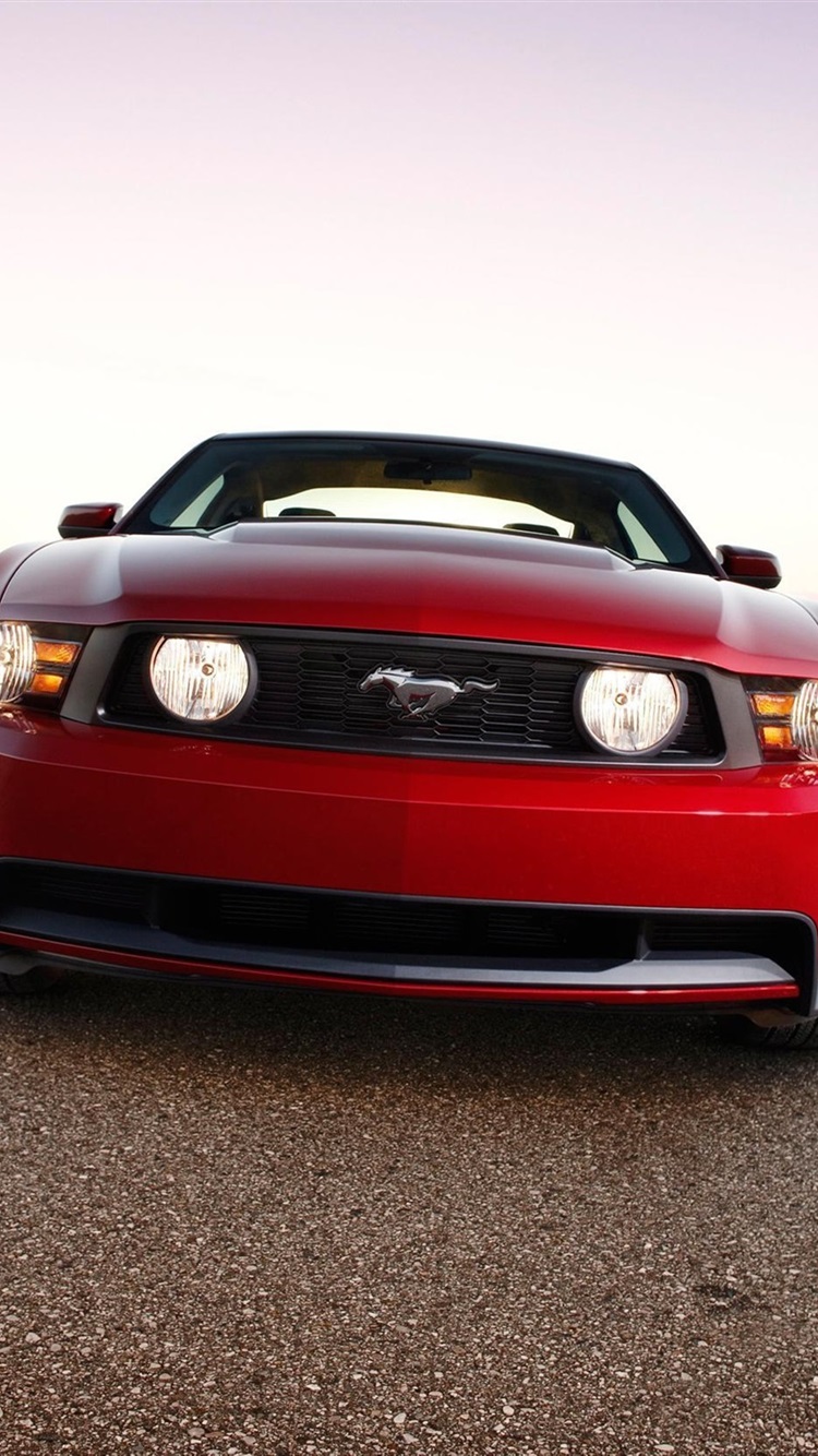 Wallpaper Ford Mustang GT 2010 red car