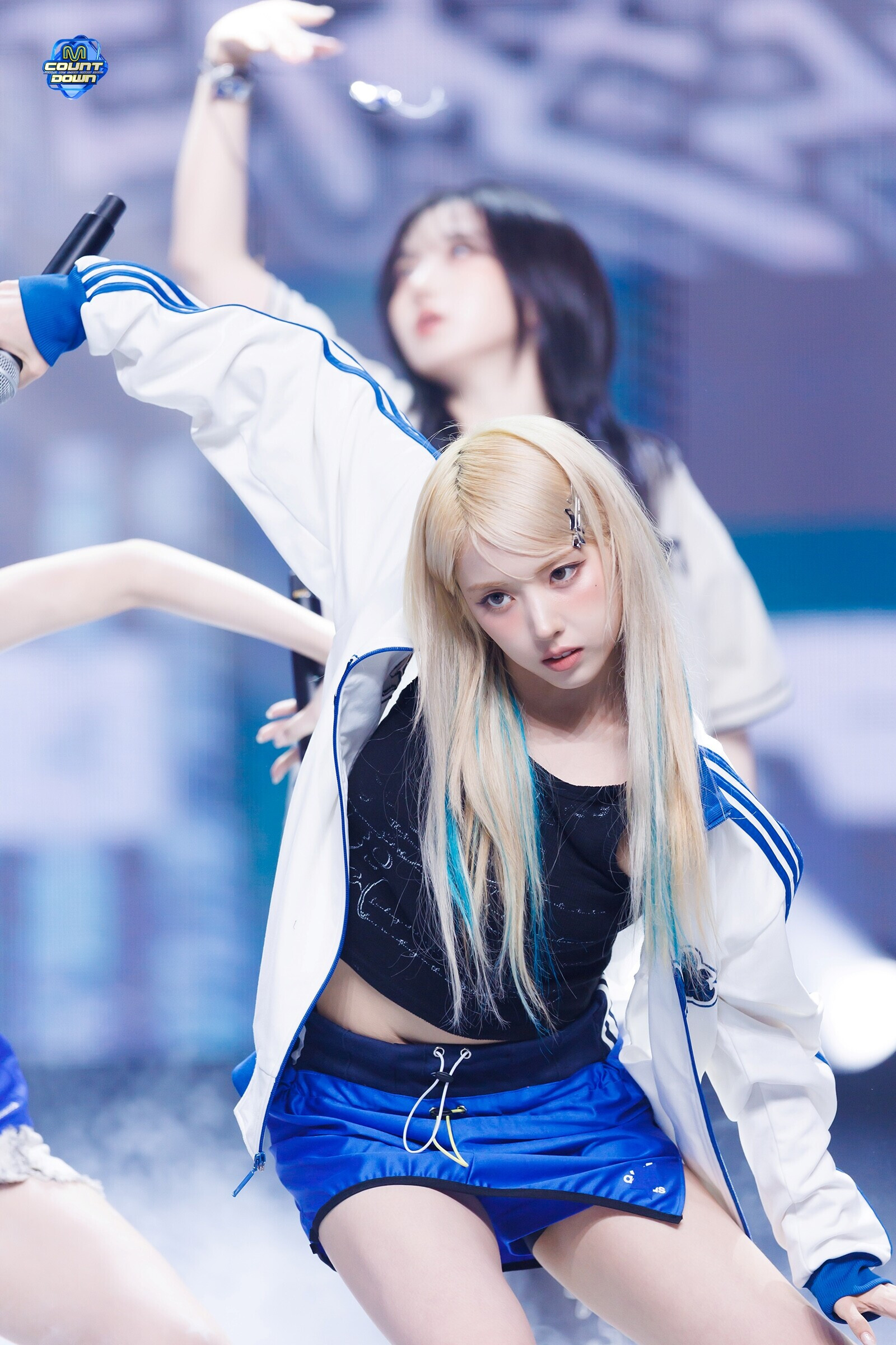 NMIXX Jiwoo - 'See that?' at M