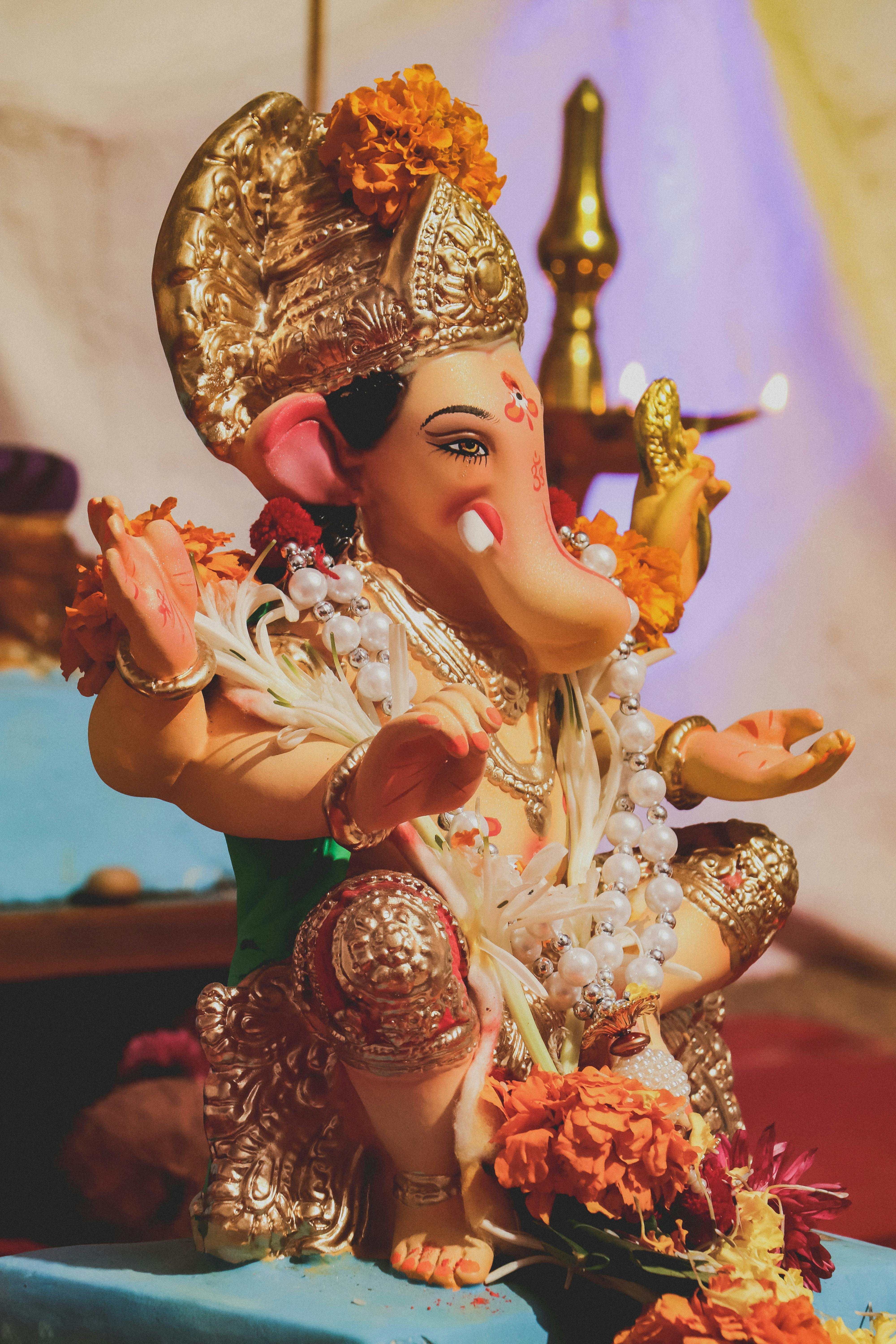 Lord Ganesha Figurine · Free