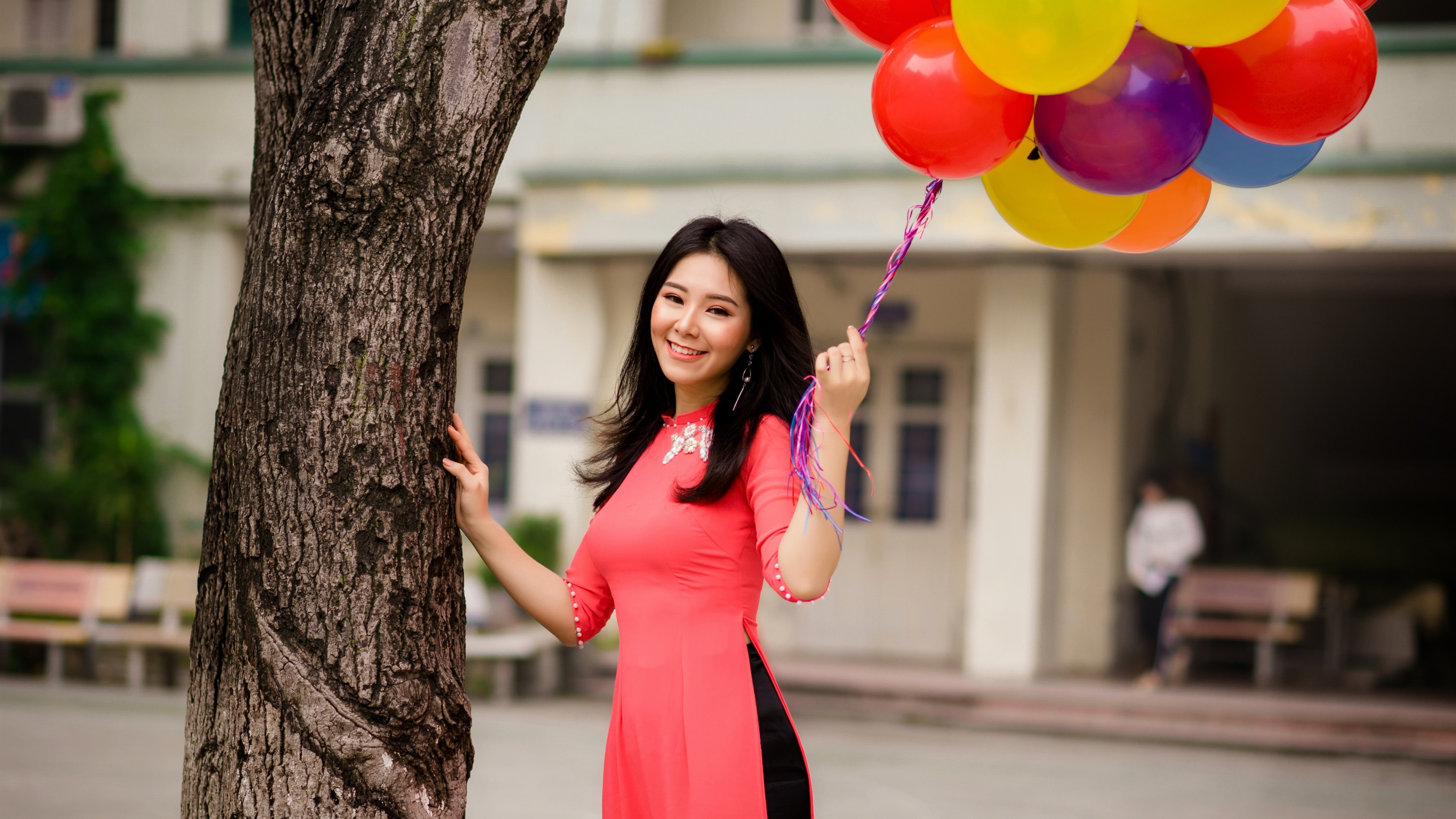 Wallpaper Smile Chinese girl, long hair
