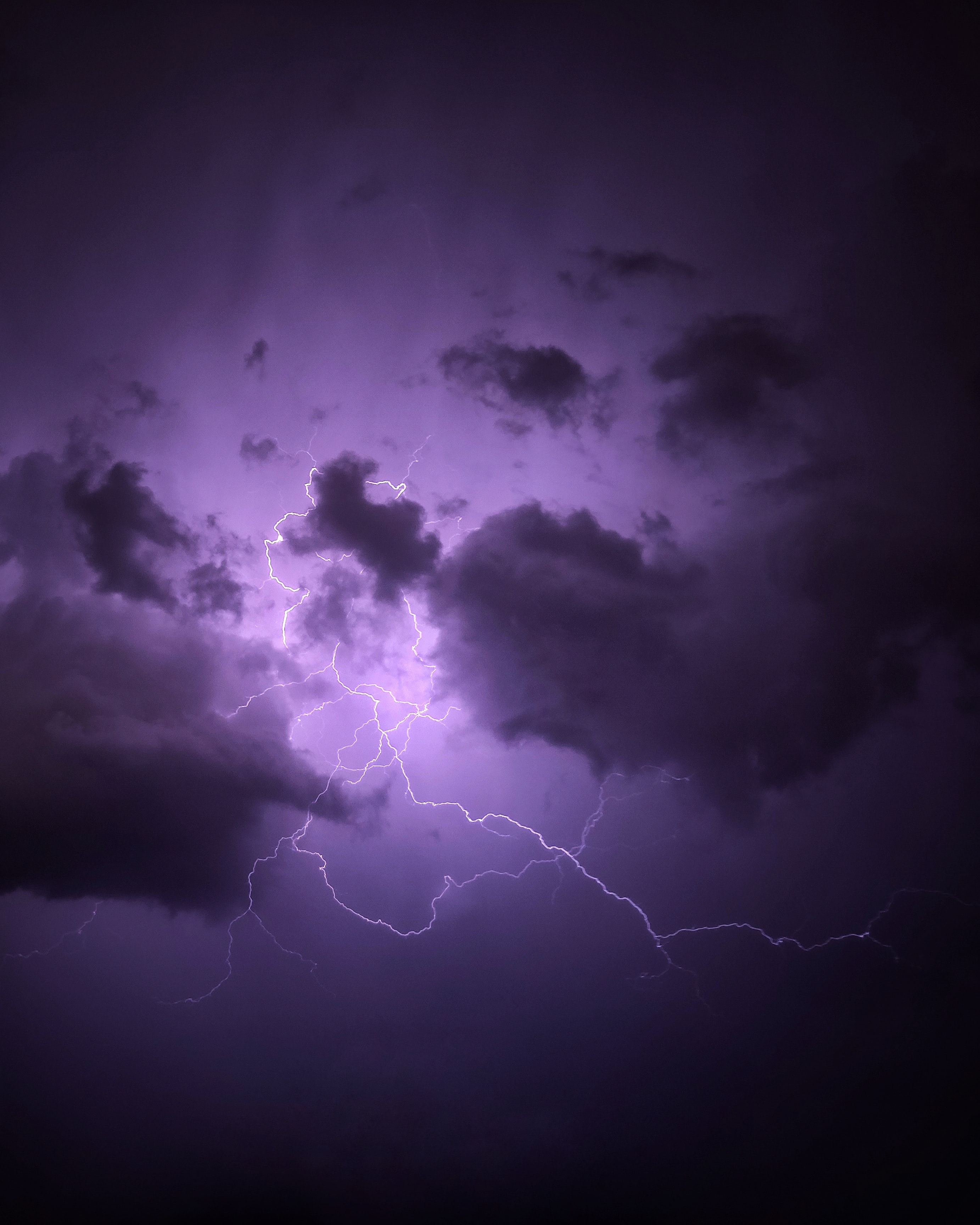 Lightning wallpaper for mobile phone