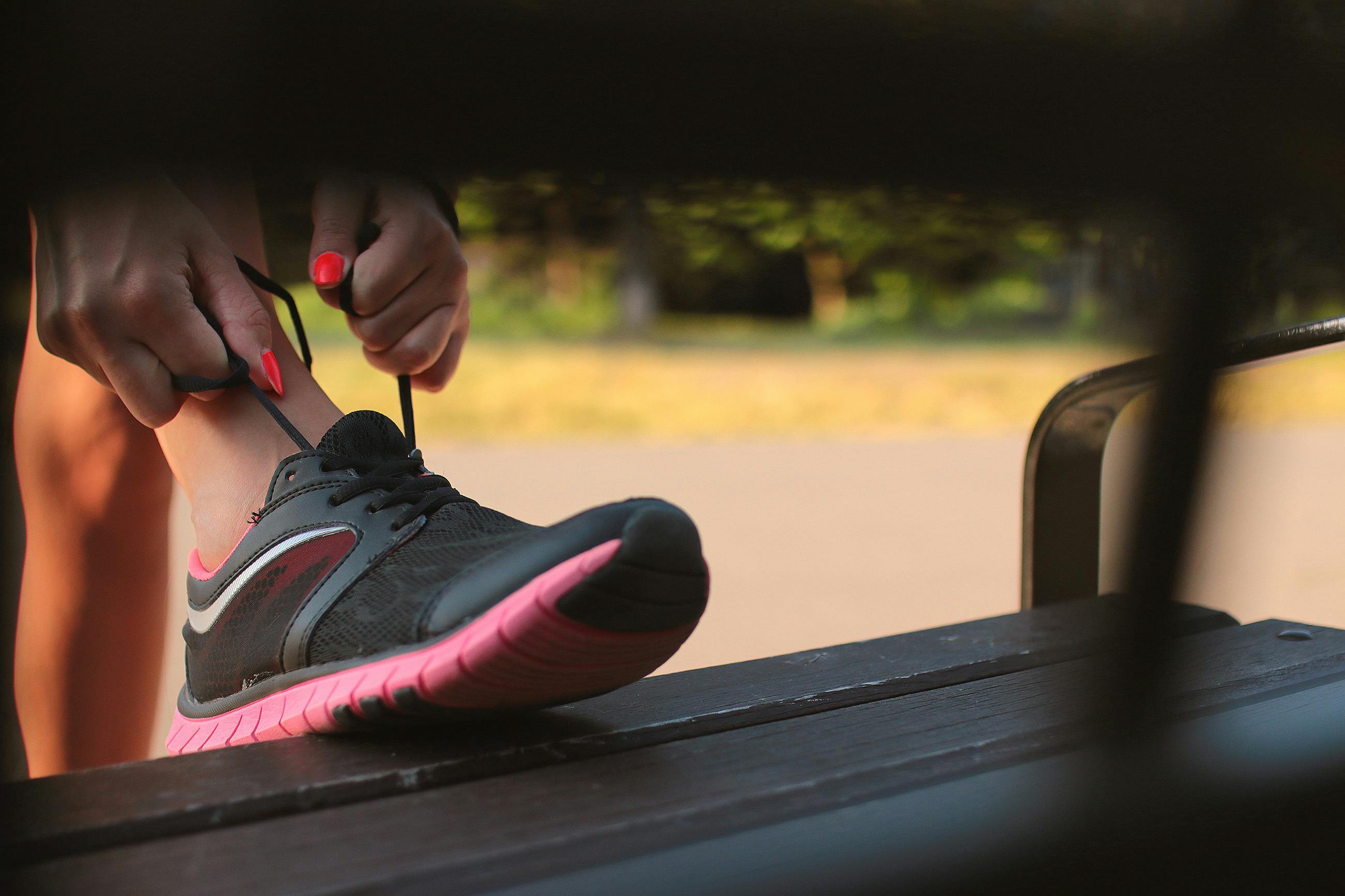 Running Shoes Photo, Download The BEST
