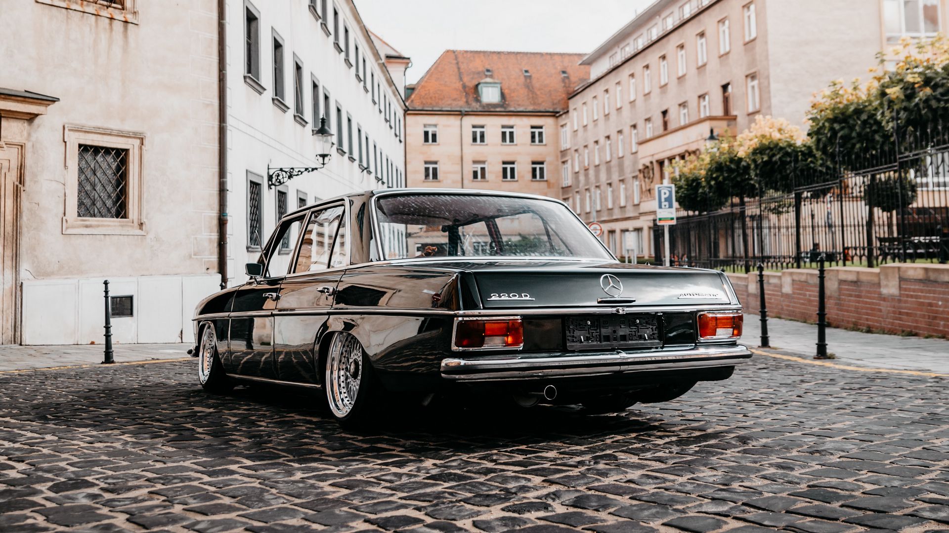 Download wallpaper 1920x1080 mercedes