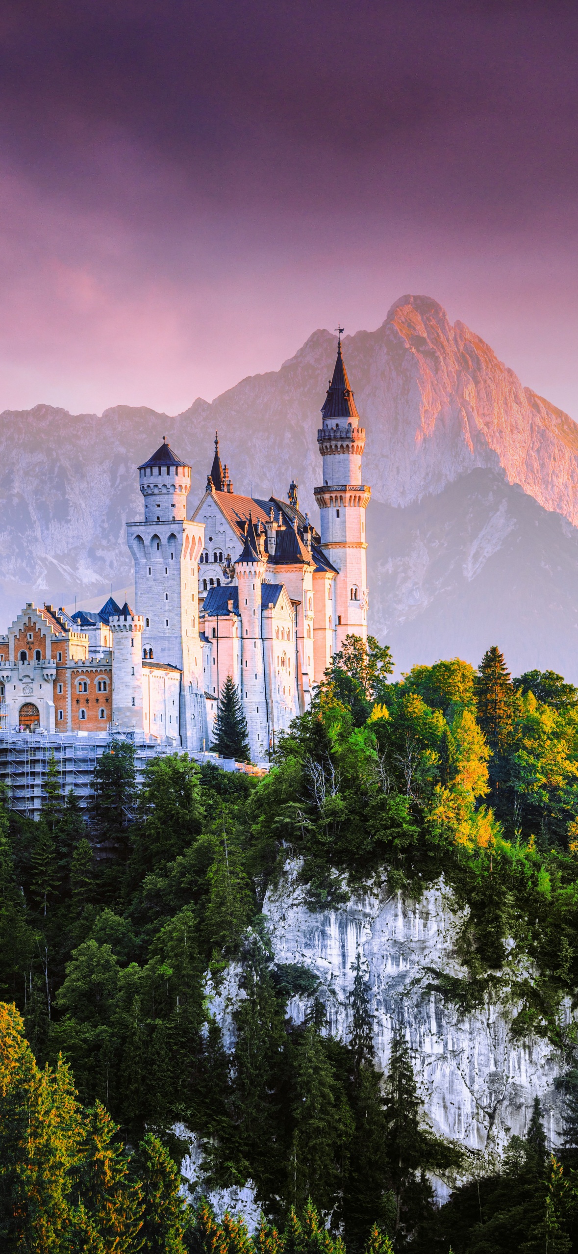 Neuschwanstein Castle Wallpaper 4K