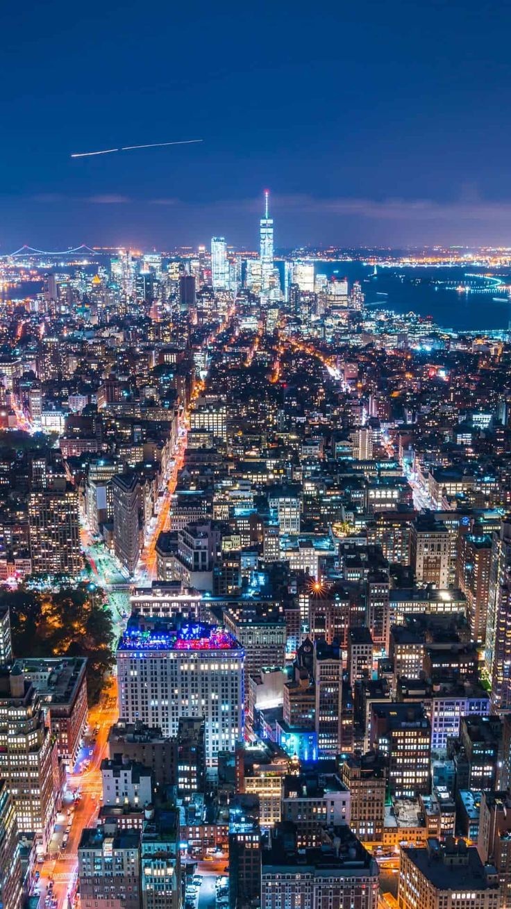 New York Skyline Wallpaper for iPhone