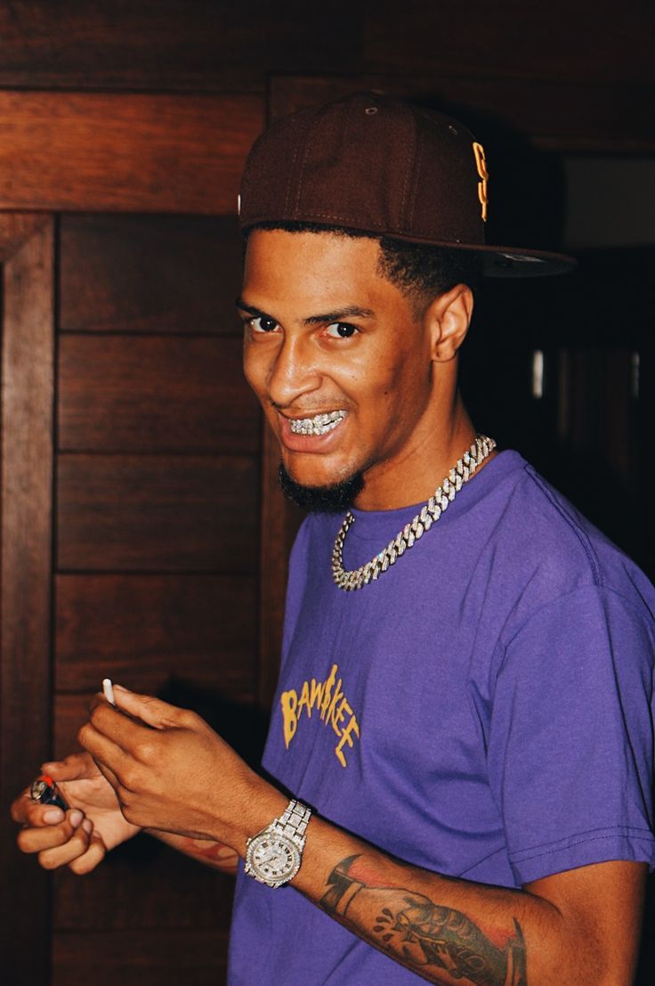 Comethazine, smile, jewelry, smoking