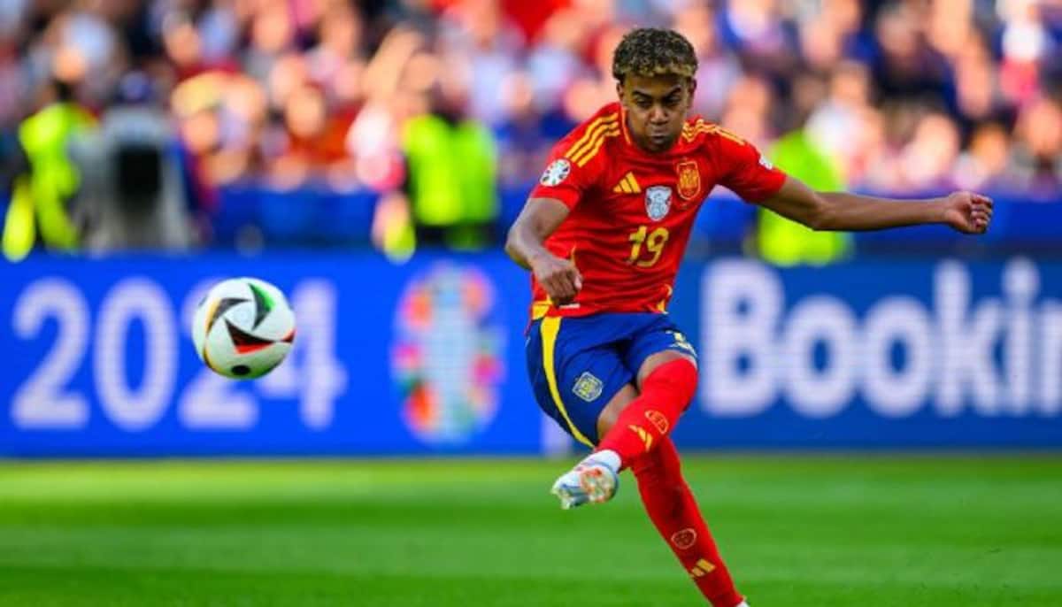 Rising Barcelona sensation Lamine Yamal