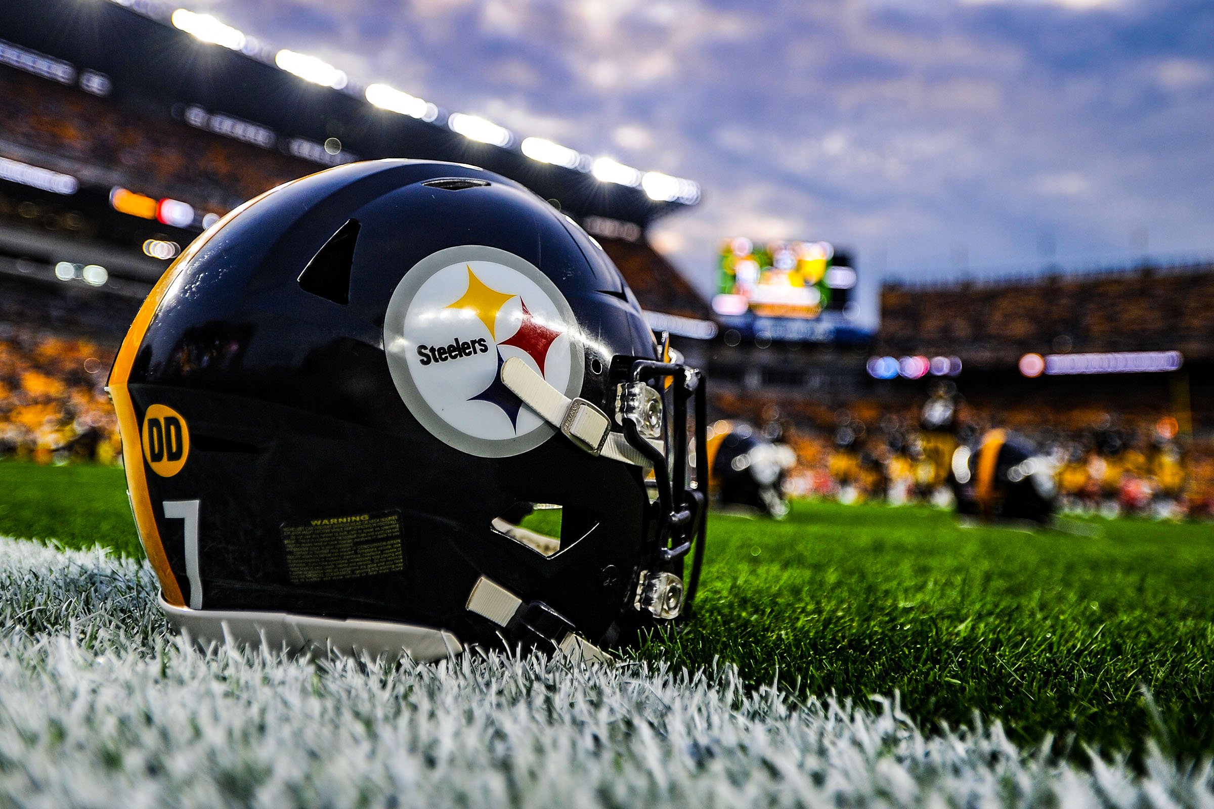Pittsburgh Steelers Video Conferencing