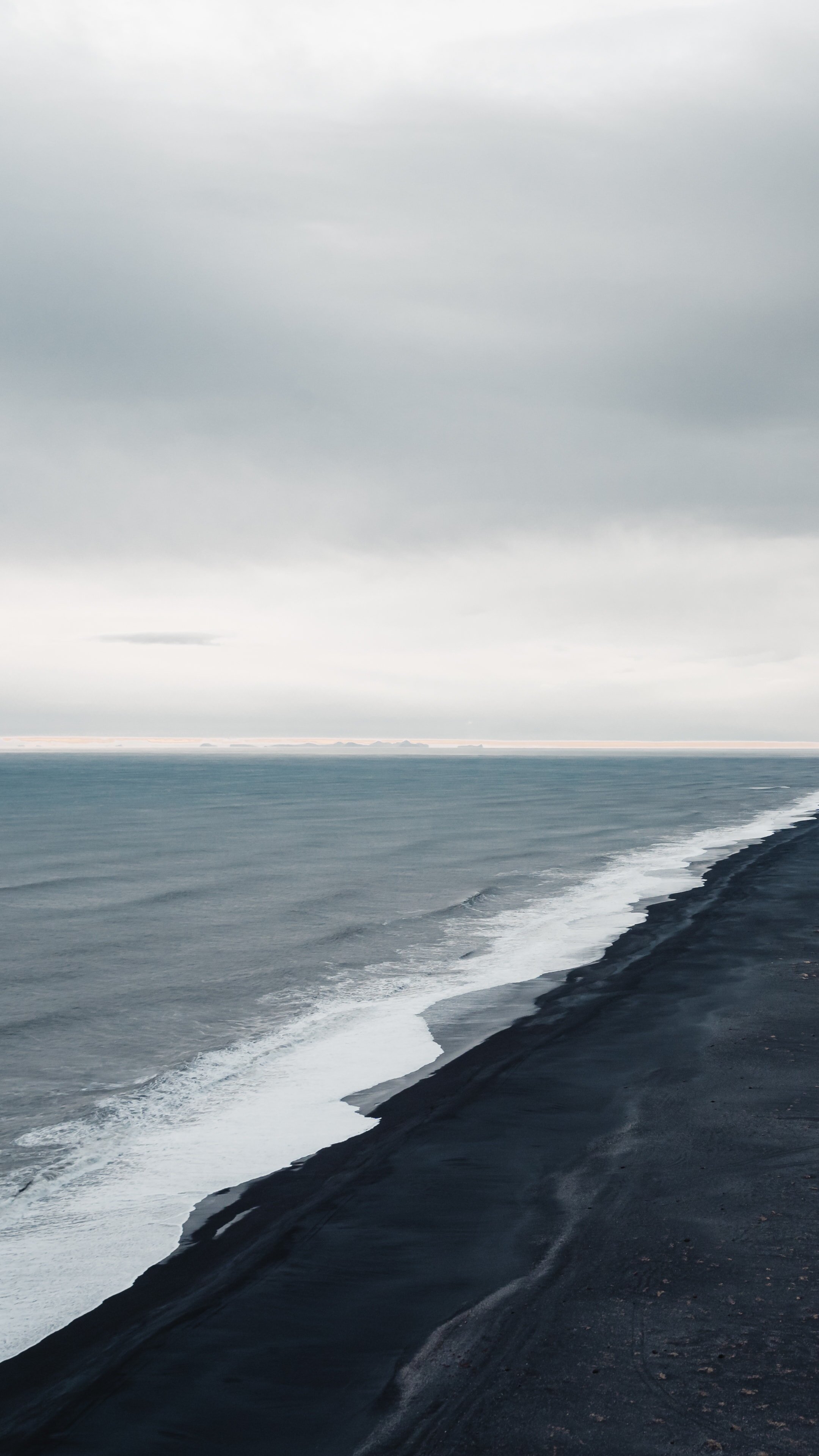 Free Wallpaper for iPhone