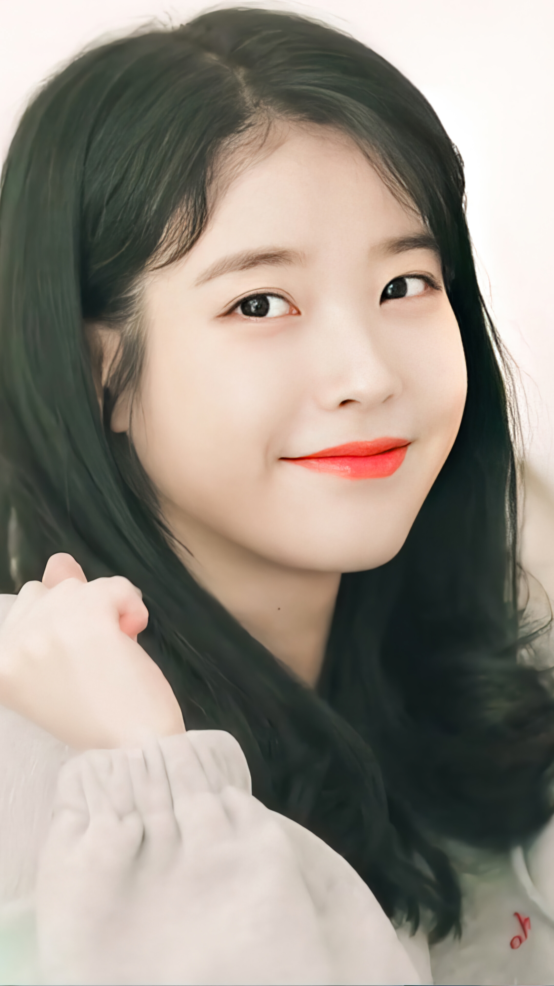 Cute IU Korean Girl Wallpaper 4K .2999