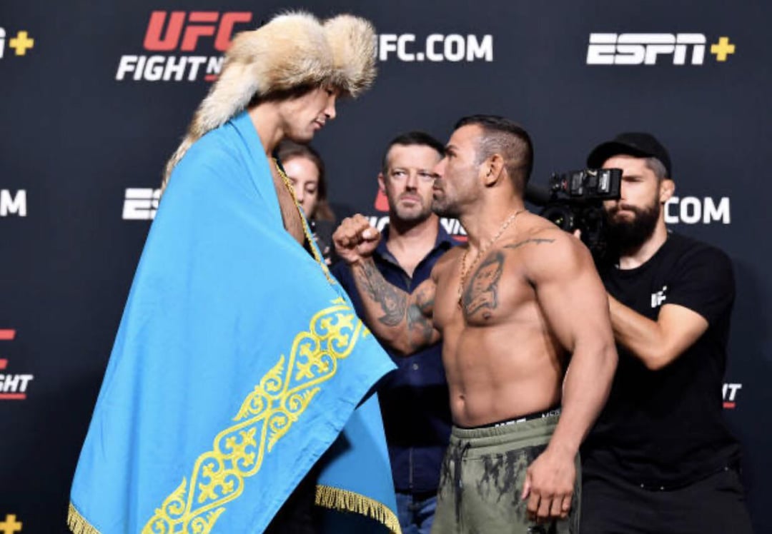 Shavkat Rakhmonov (6'1) faces off