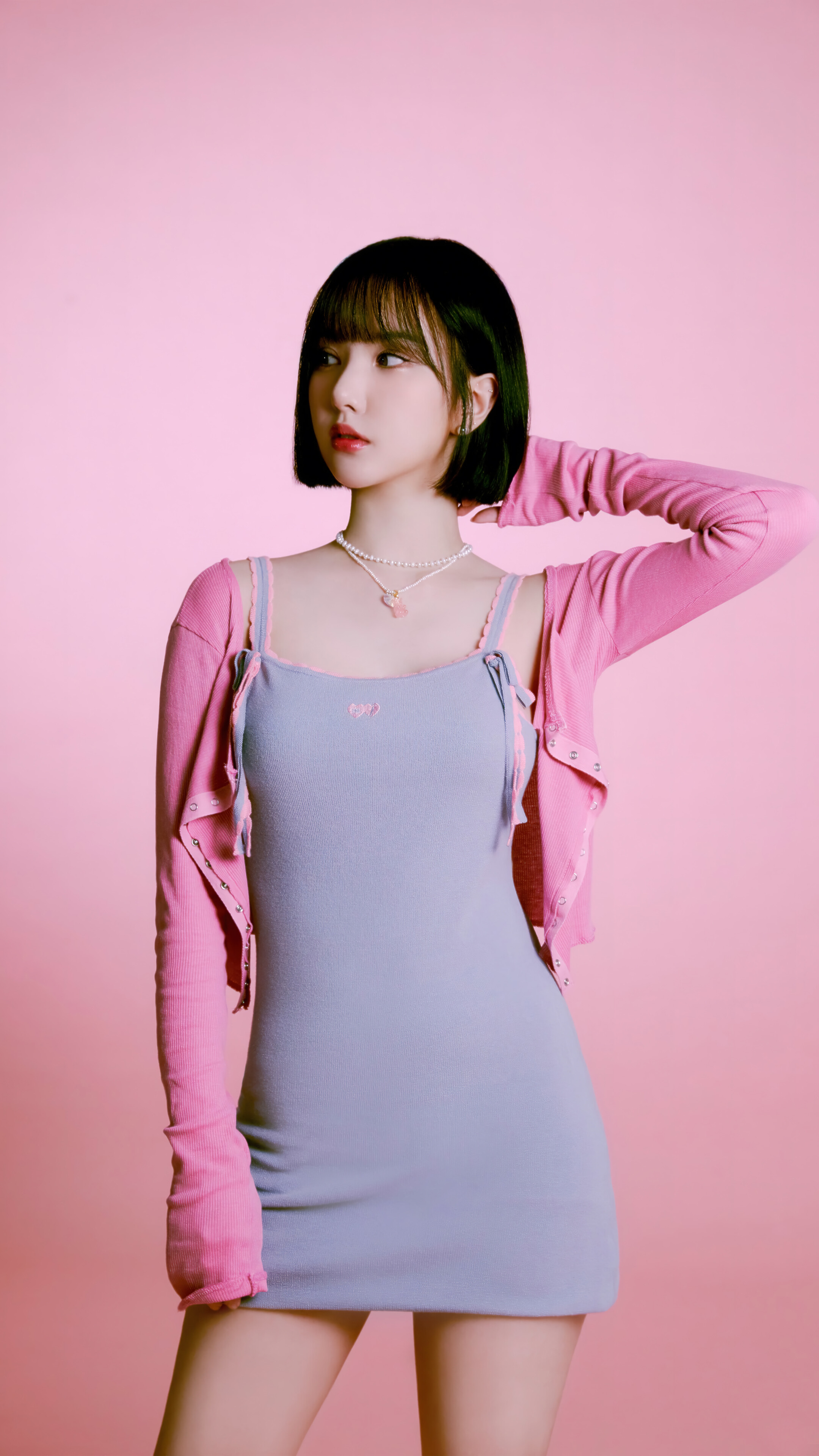 Eunha VIVIZ Profile 4K Wallpaper iPhone