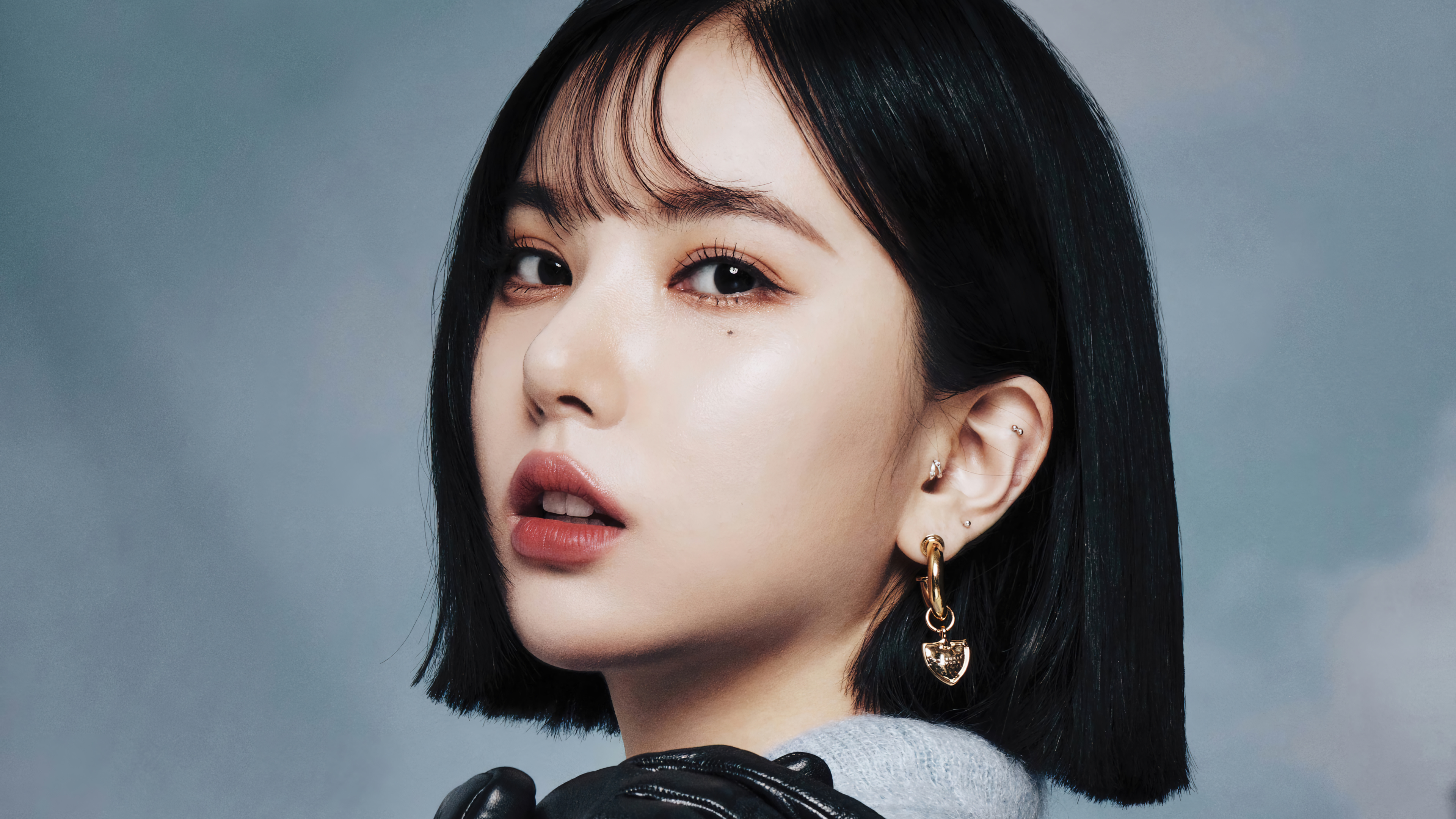 VIVIZ Eunha Dazed 4K Wallpaper iPhone