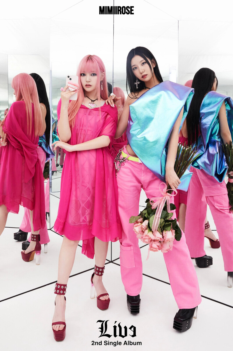 2nd Single Album 'LIVE' Concept Photo