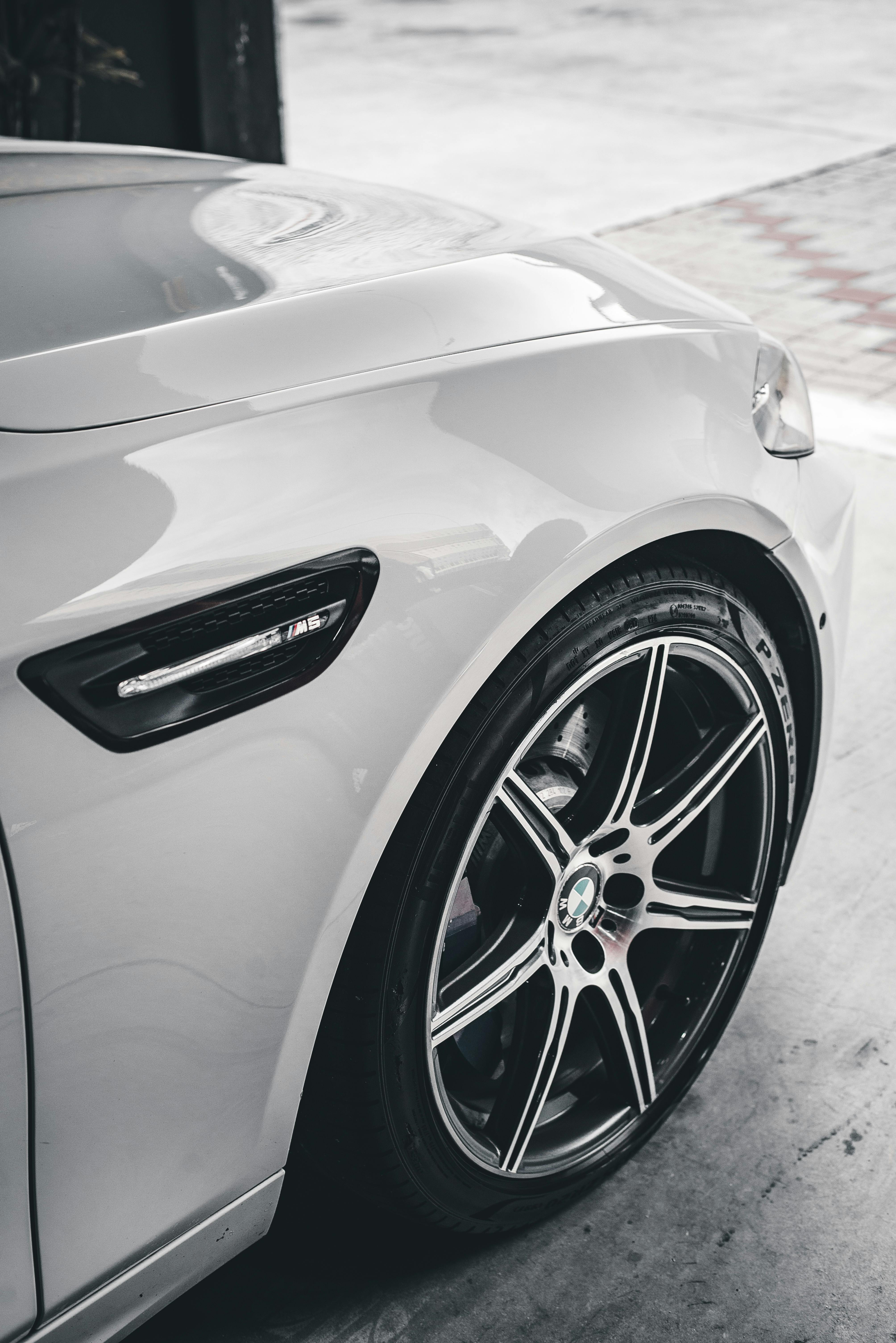 Front of a BMW M5 · Free