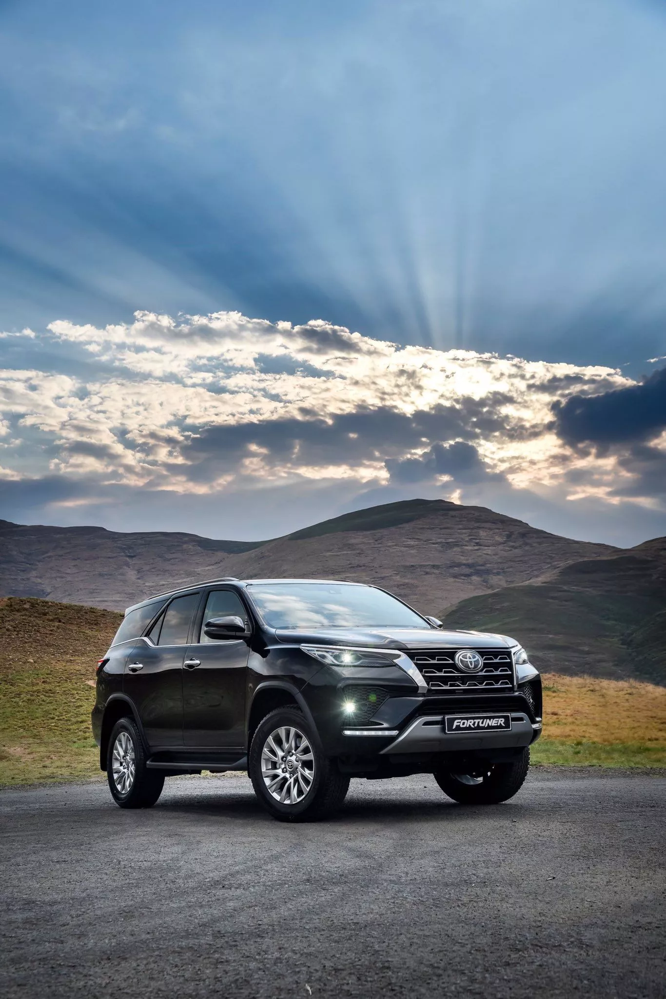 Popular Toyota Fortuner Updated. See