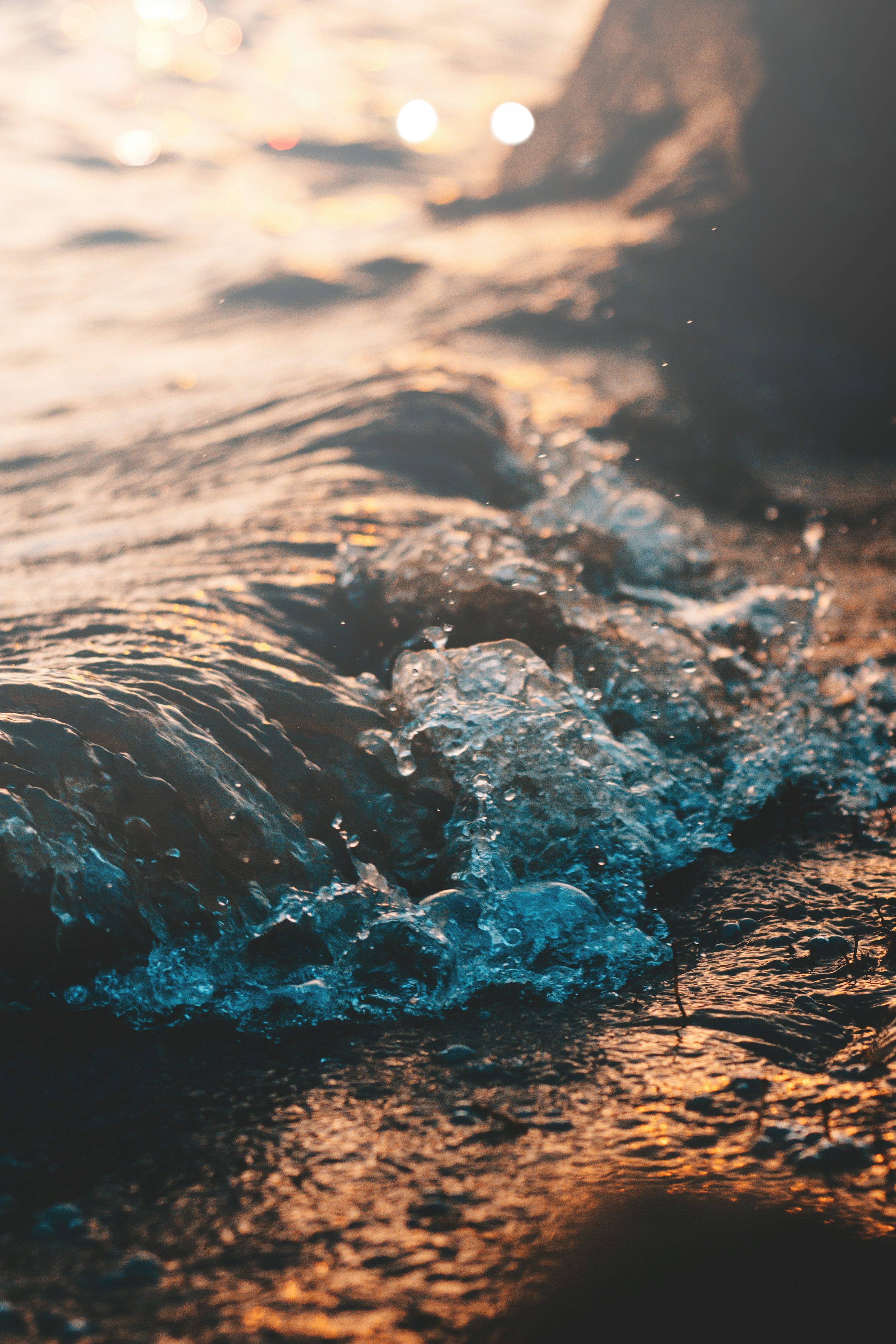 Wave Wallpaper: Free HD Download