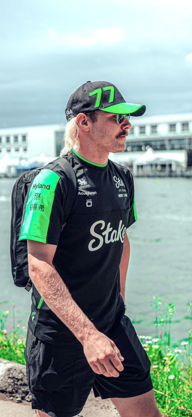 Valtteri Bottas Stake F1 Team KICK