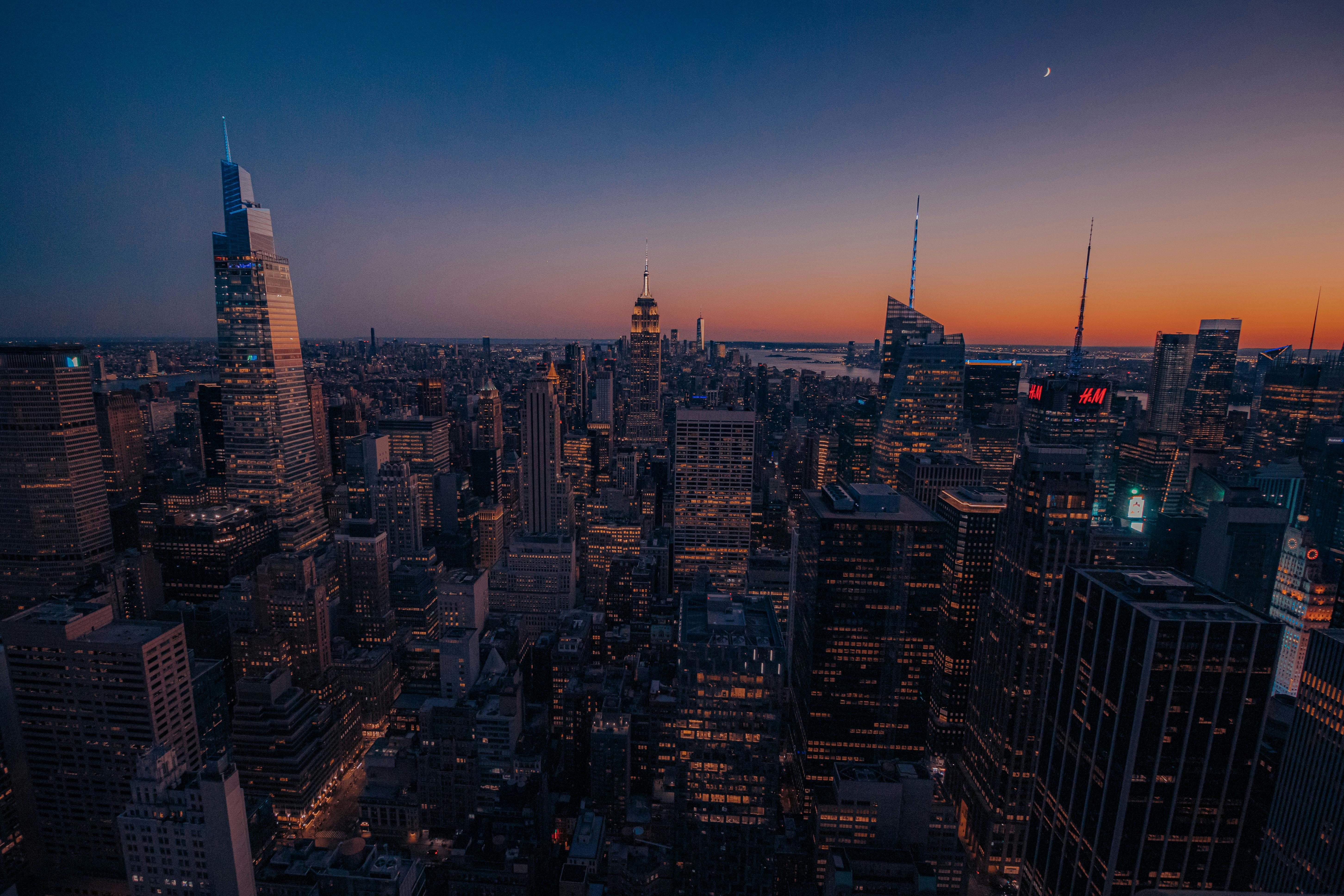 Pictureque Photo of New York at Sunset