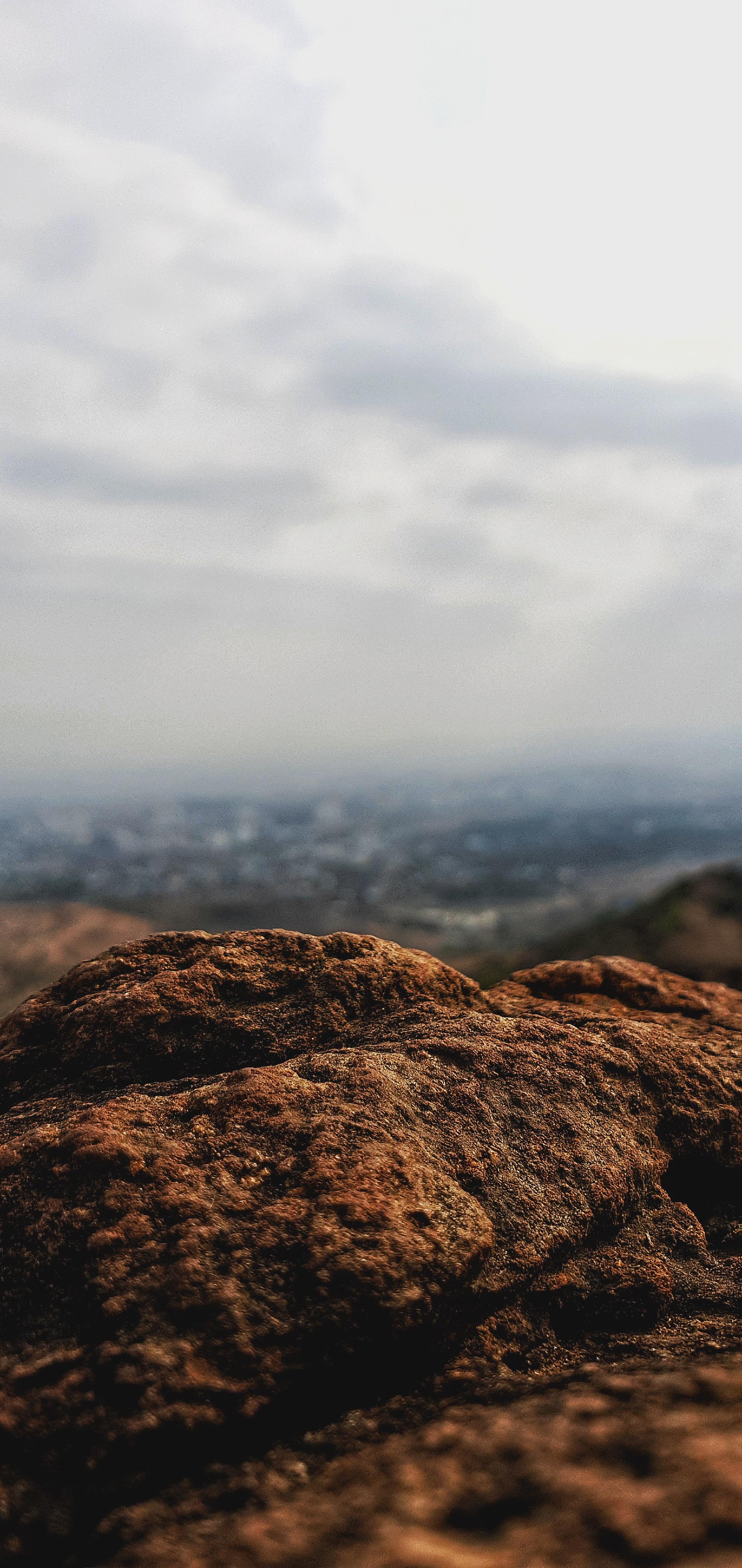 galaxy s10 plus. Happy wallpaper