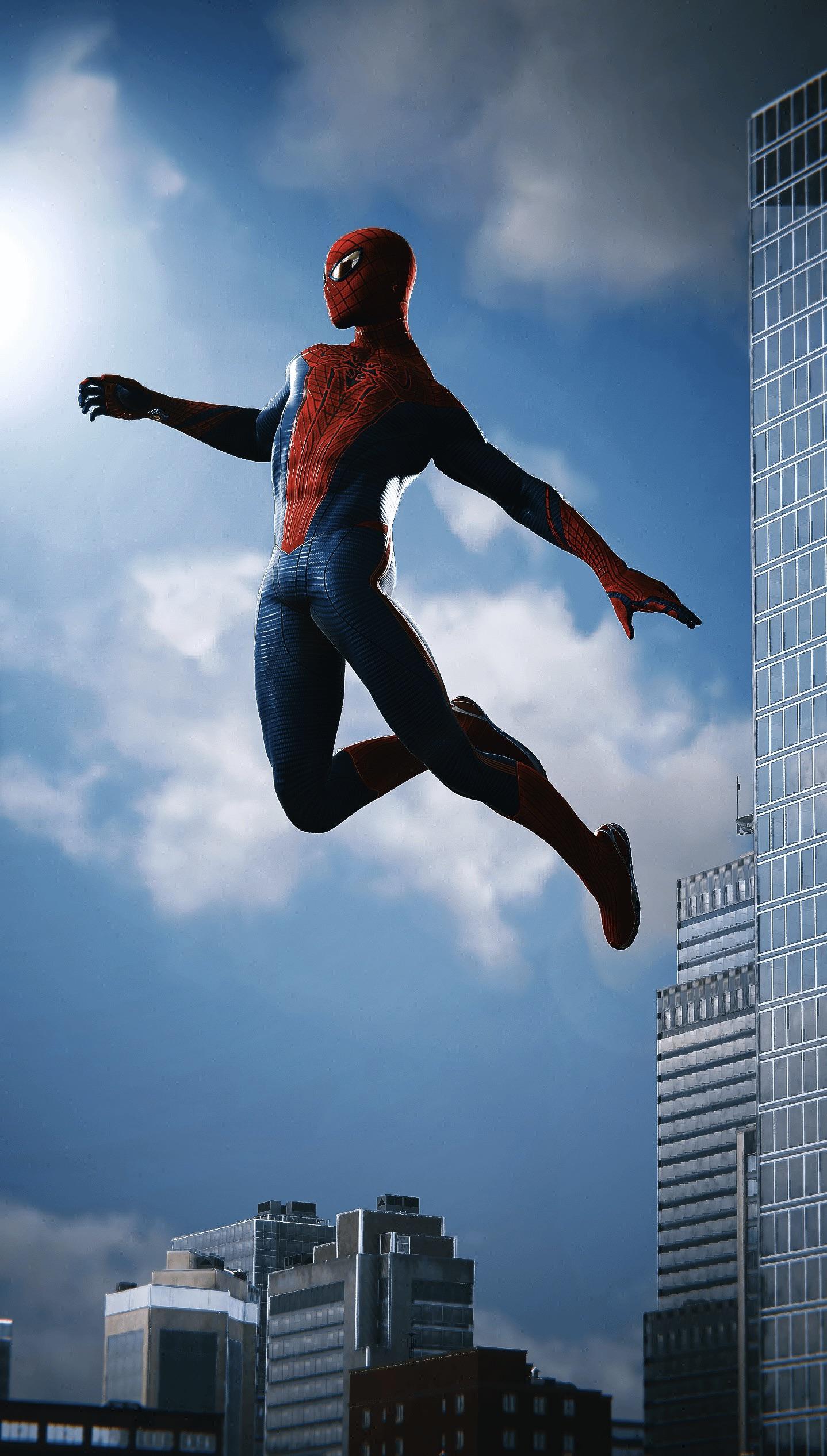 Spider Man (Andrew Garfield), R