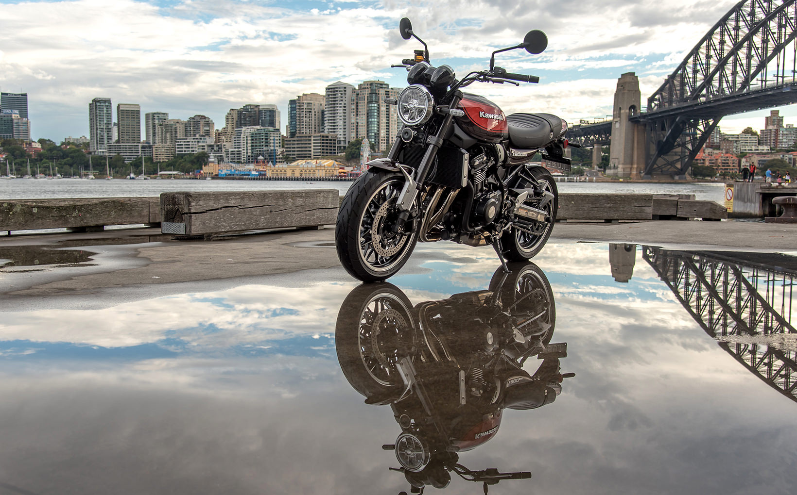 Kawasaki Z900 RS Iron