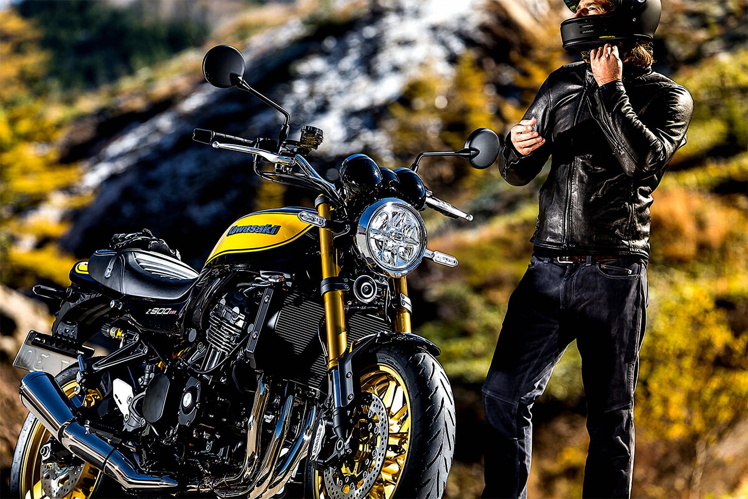 2022 Kawasaki Z900RS SE