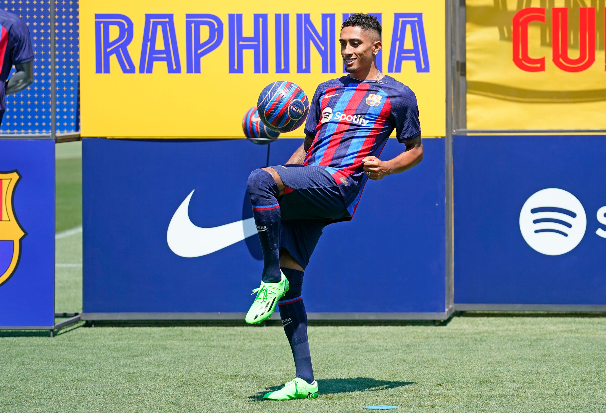 FC Barcelona Raphinha Sports HD Wallpaper