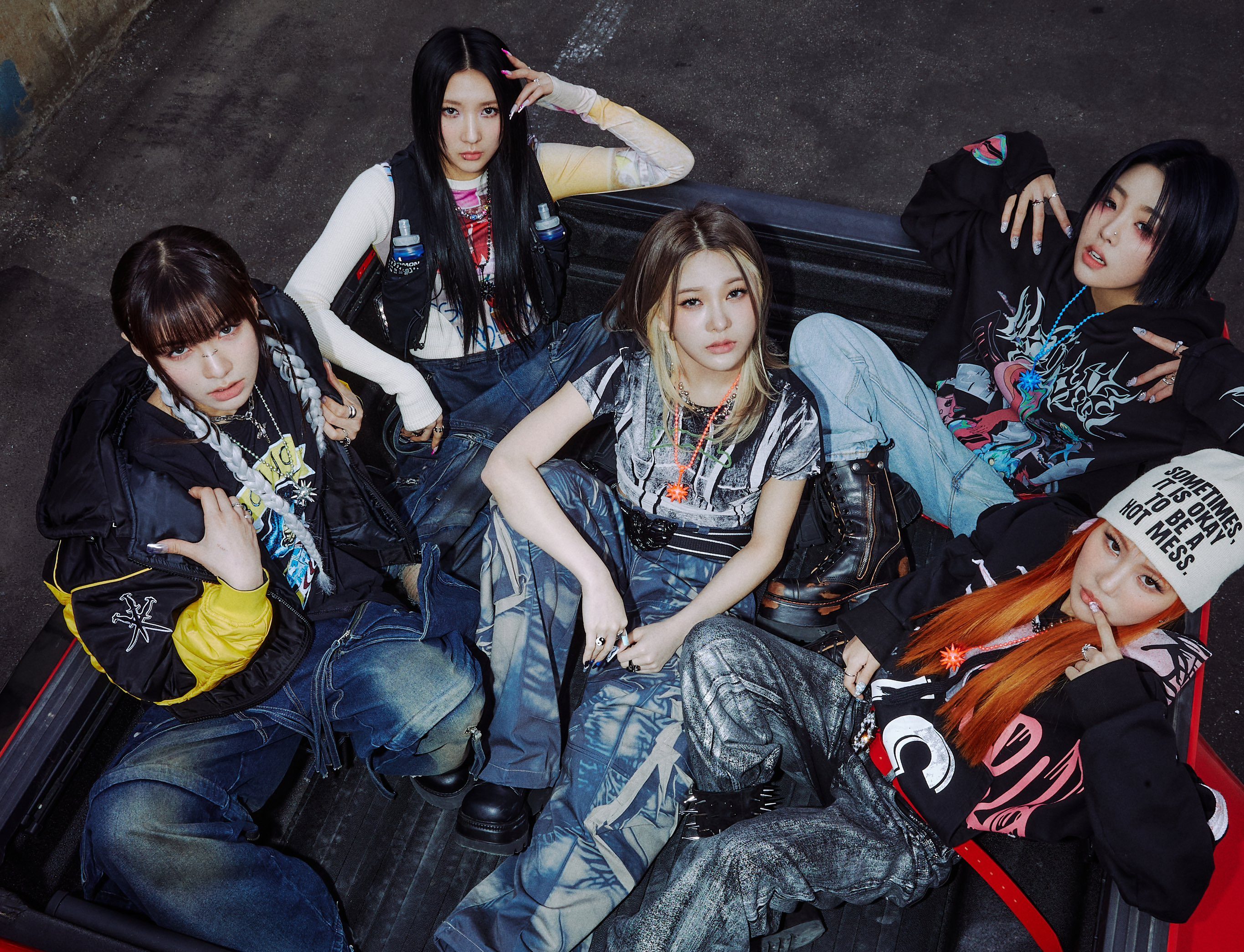 YOUNG POSSE: Stronger atmosphere before