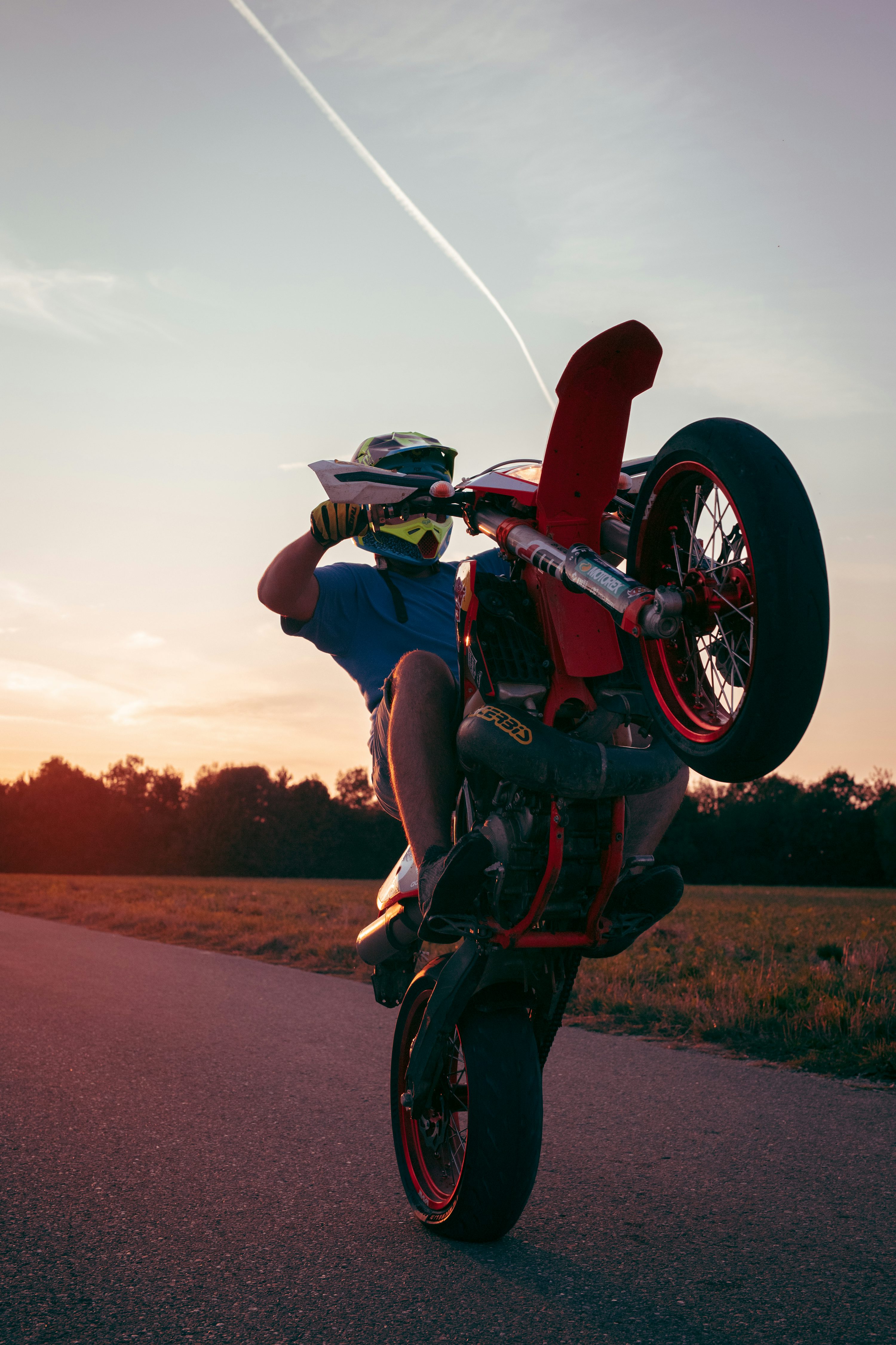 Wheelie Picture. Download Free