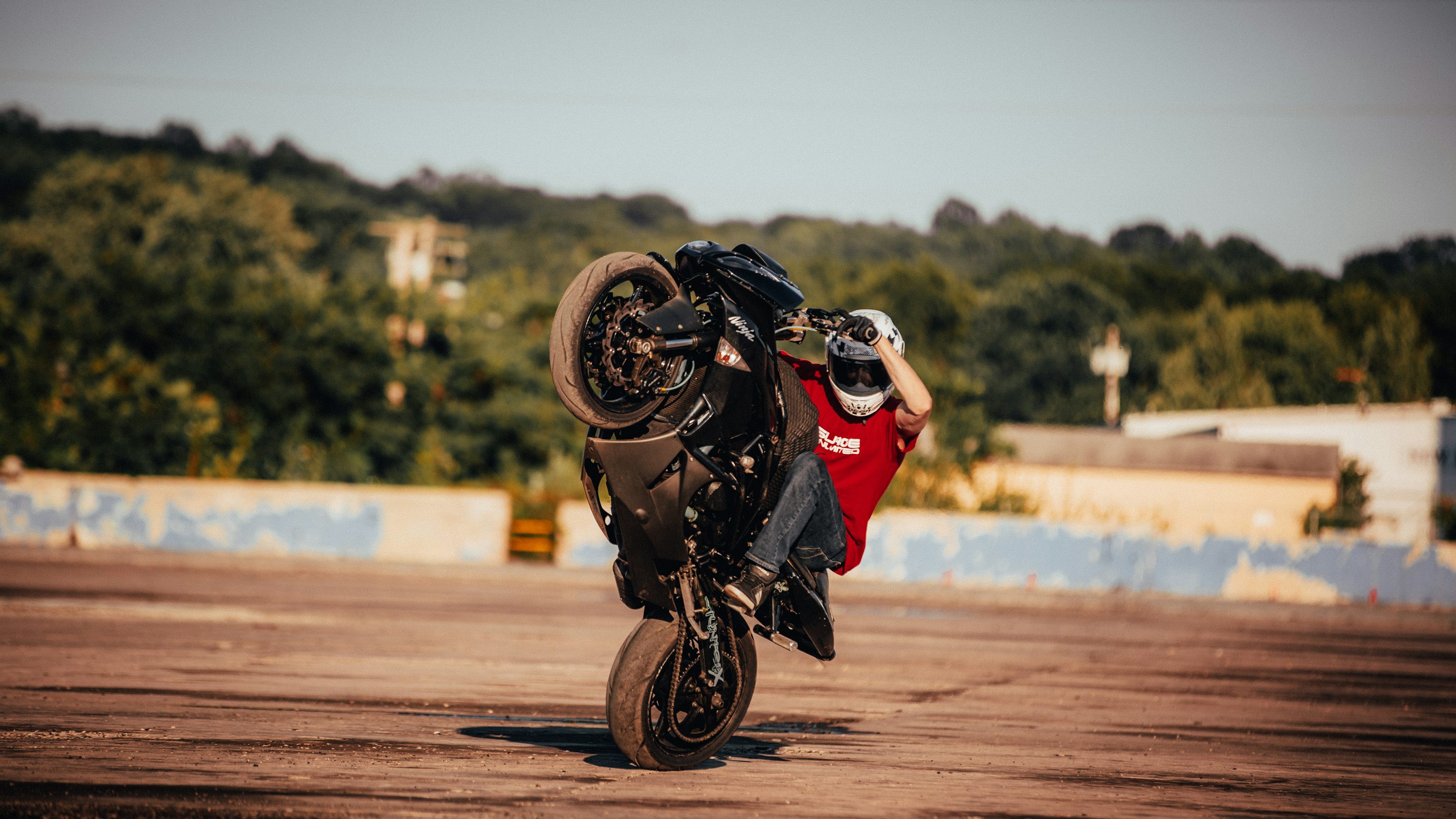 Wheelie Picture. Download Free