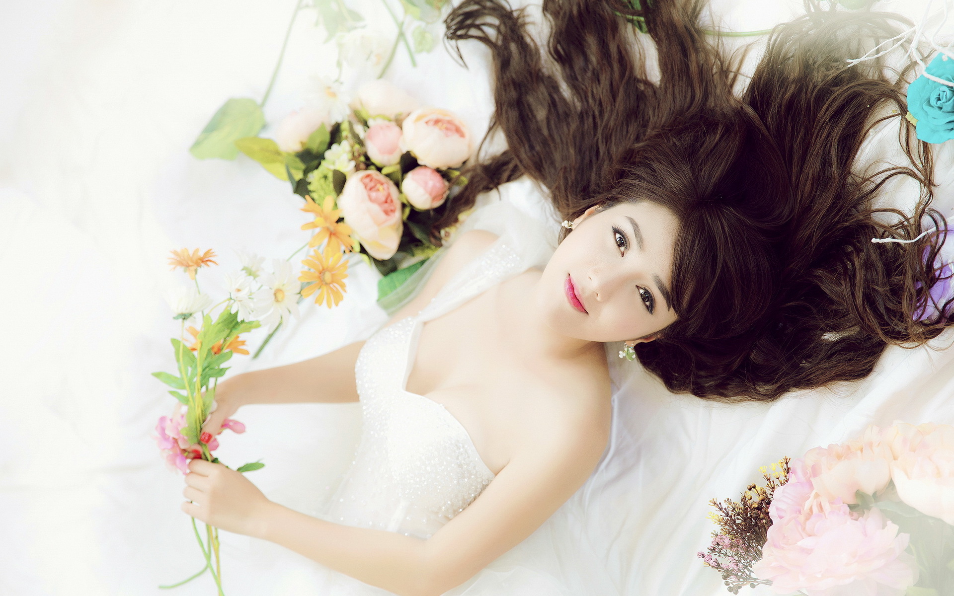 Elegantly Beautiful Bride