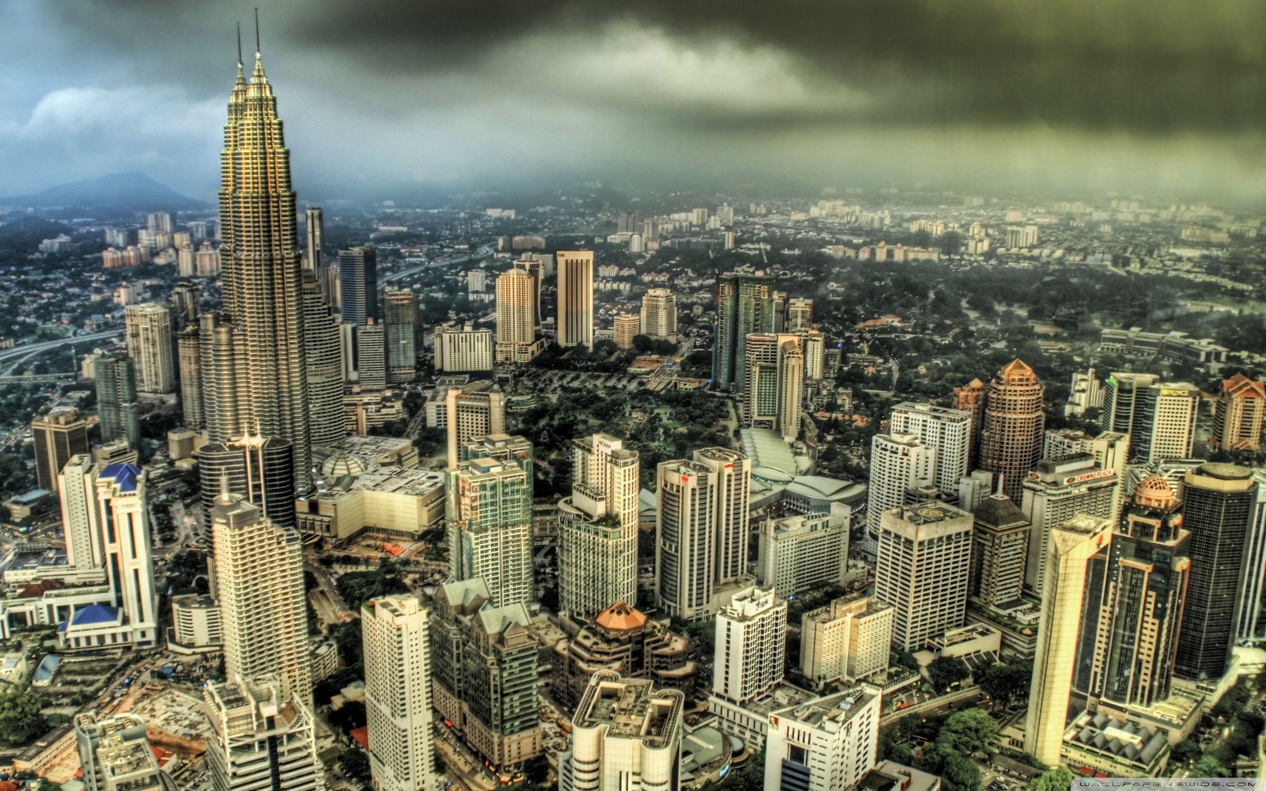 Petronas Towers, Kuala Lumpur, Malaysia HD desktop wallpaper