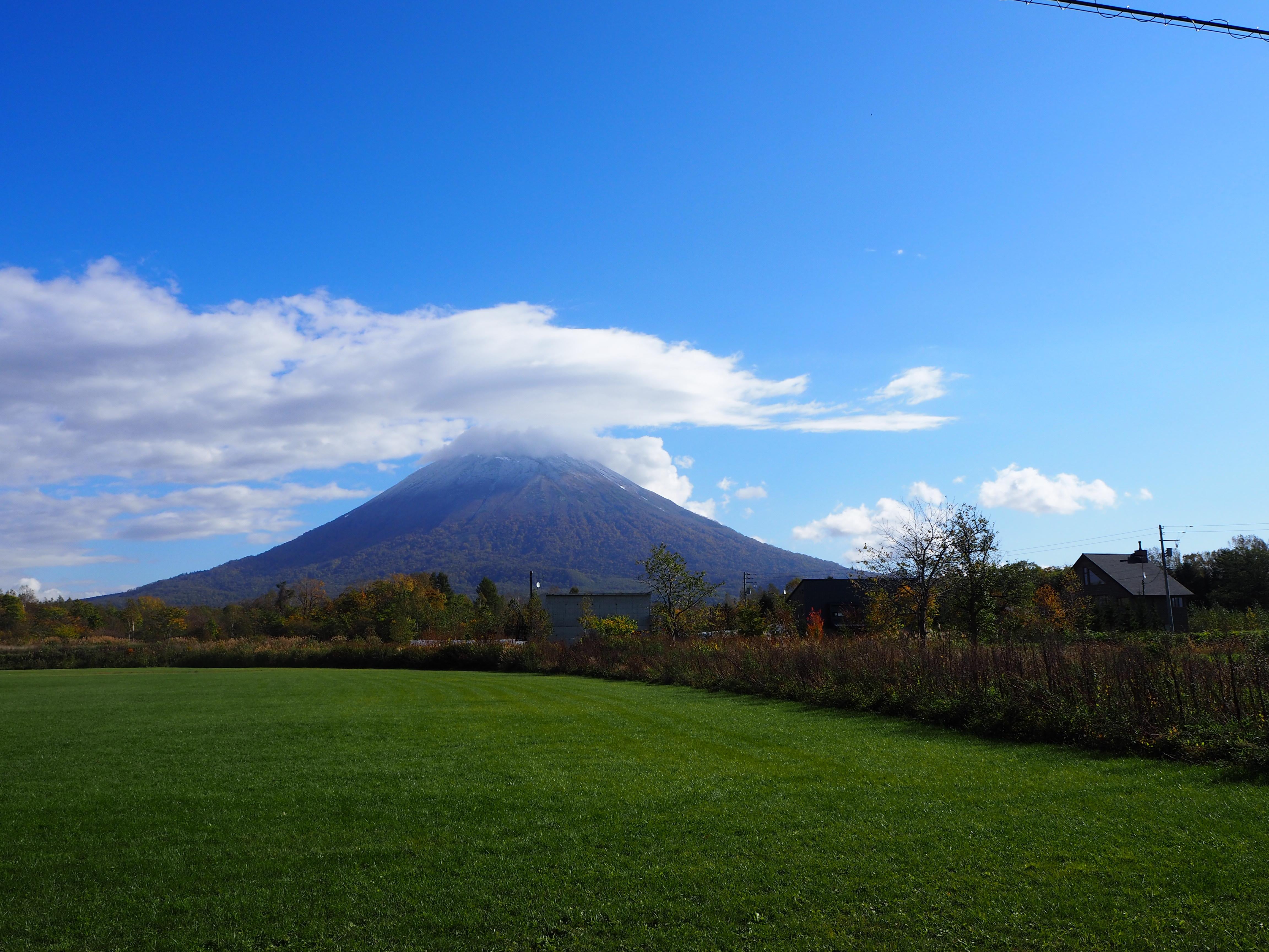 Here's some photo of Mt. Yotei that I