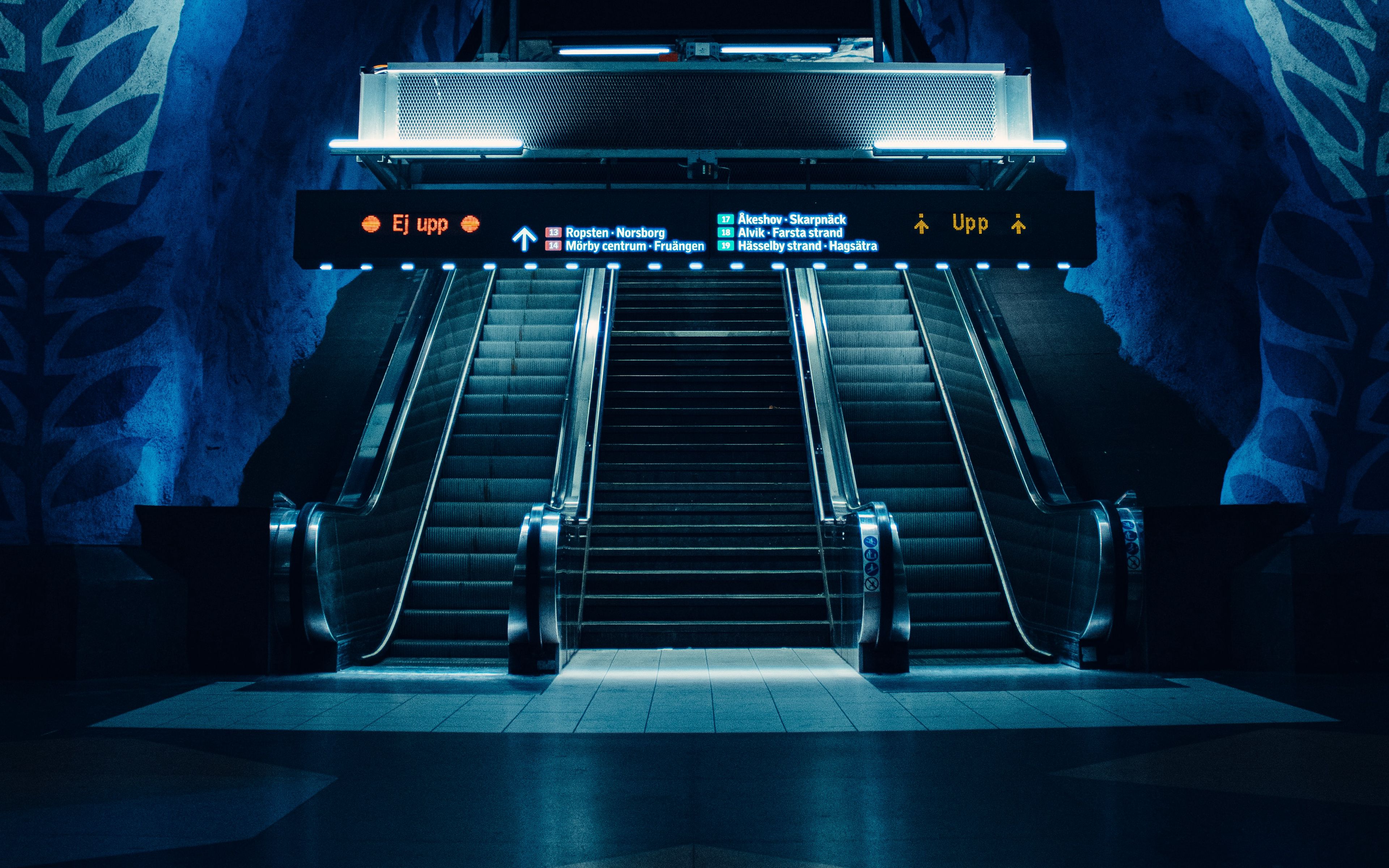 Download wallpaper 3840x2400 escalator