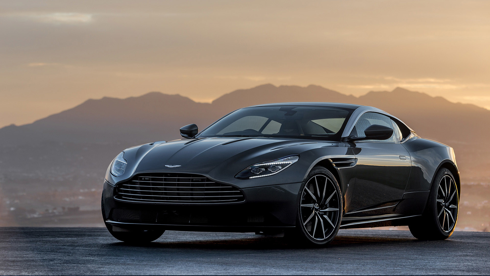 Vehicle Aston Martin DB11 HD Wallpaper