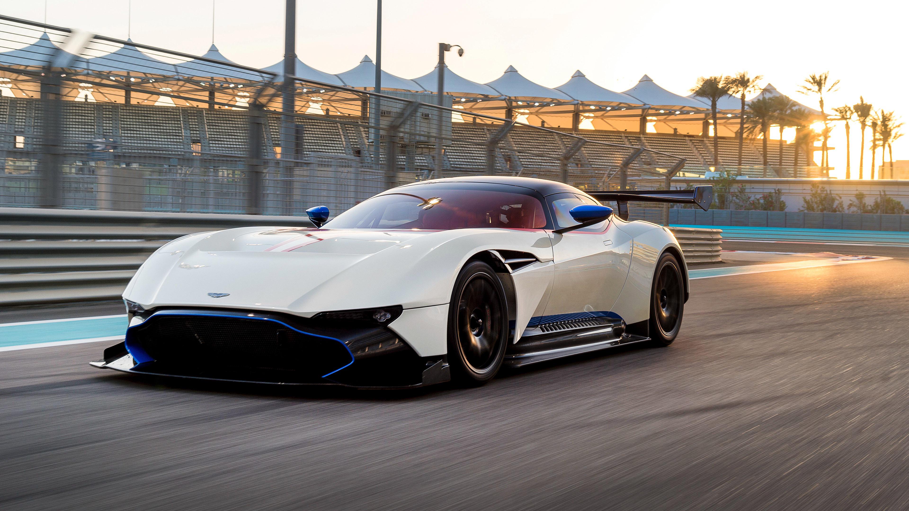 Aston Martin Vulcan 3840x2160