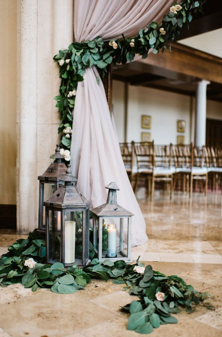 beautiful wedding entryway ideas