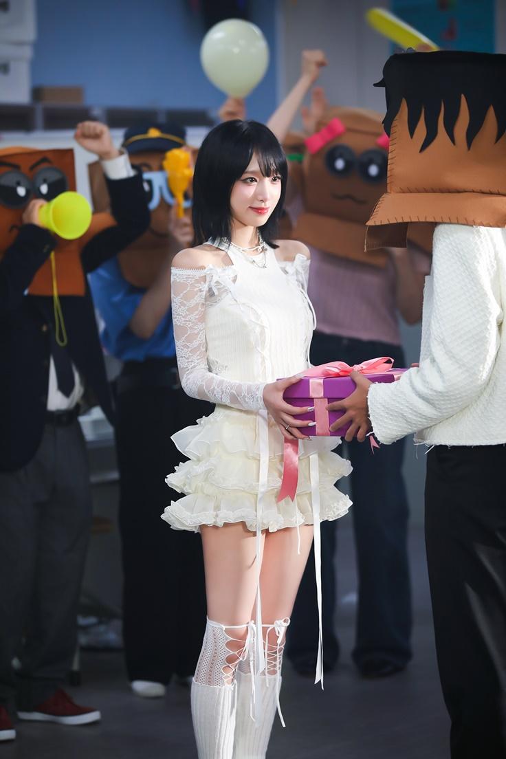 Choi Yena Single Album: NEMONEMO