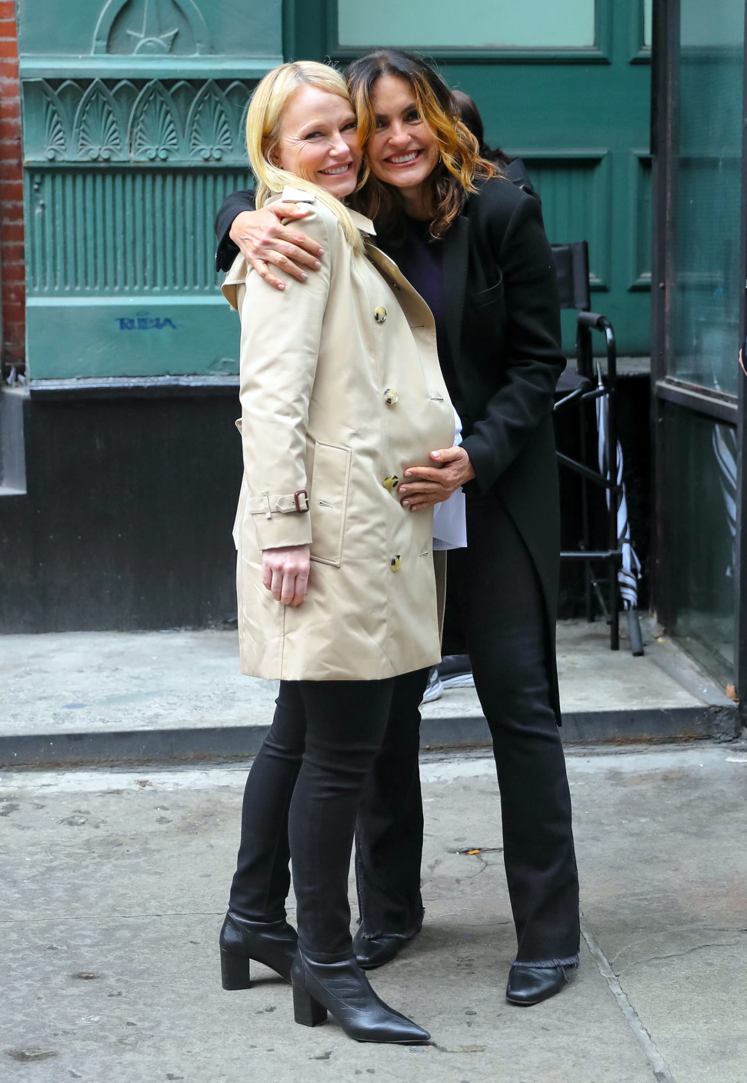 Kelli Giddish Is Pregnant with Her 3rd