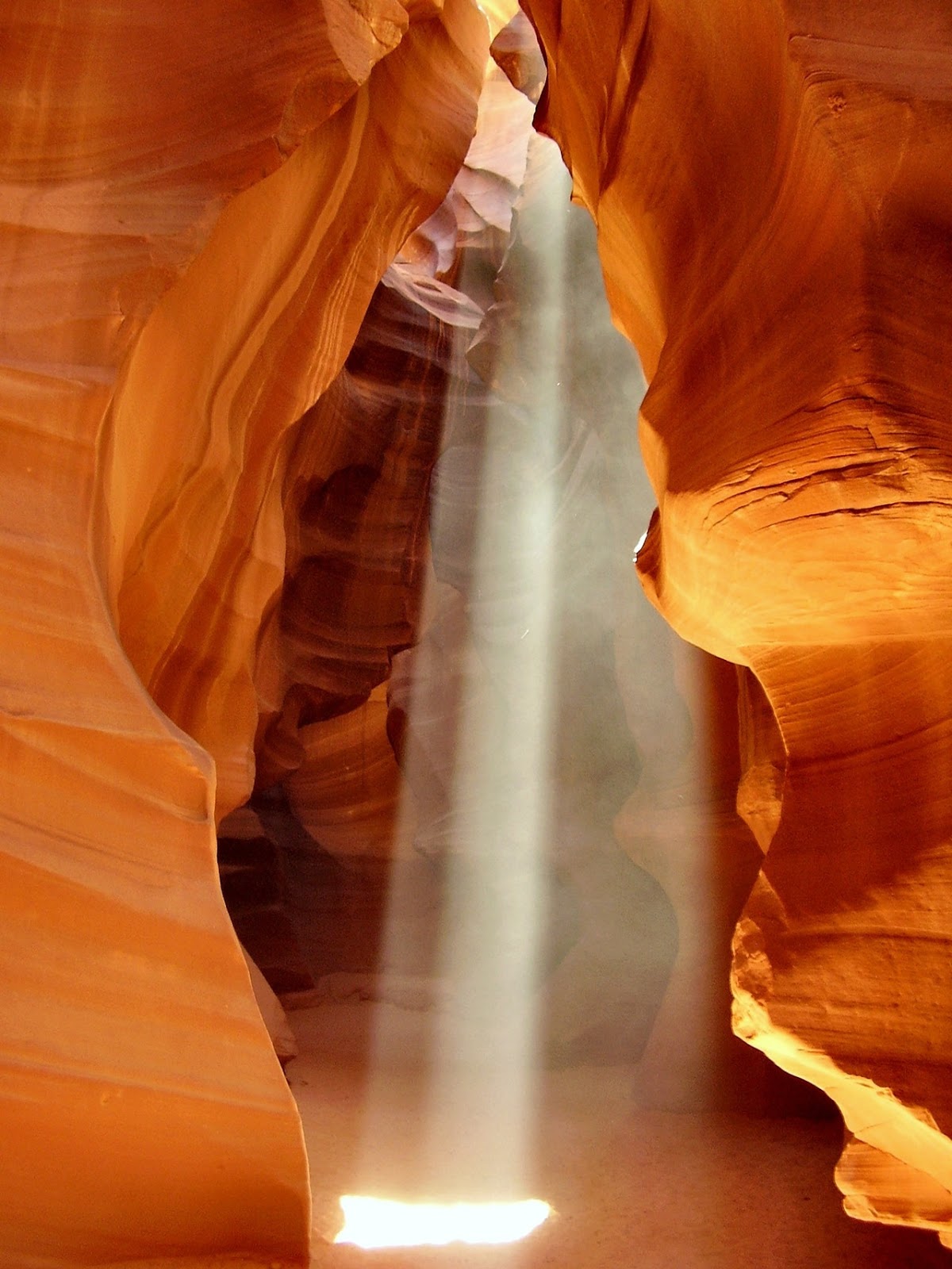 Antelope Canyon, Arizona. Mobile