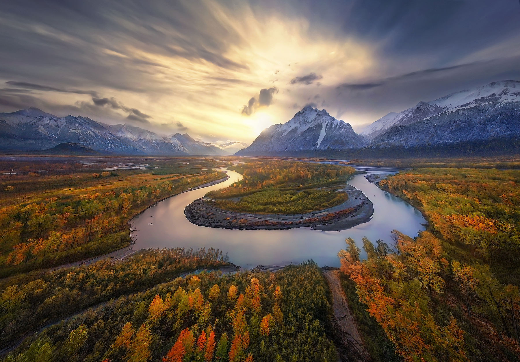 Autumn Bend. Chugach Range, Alaska