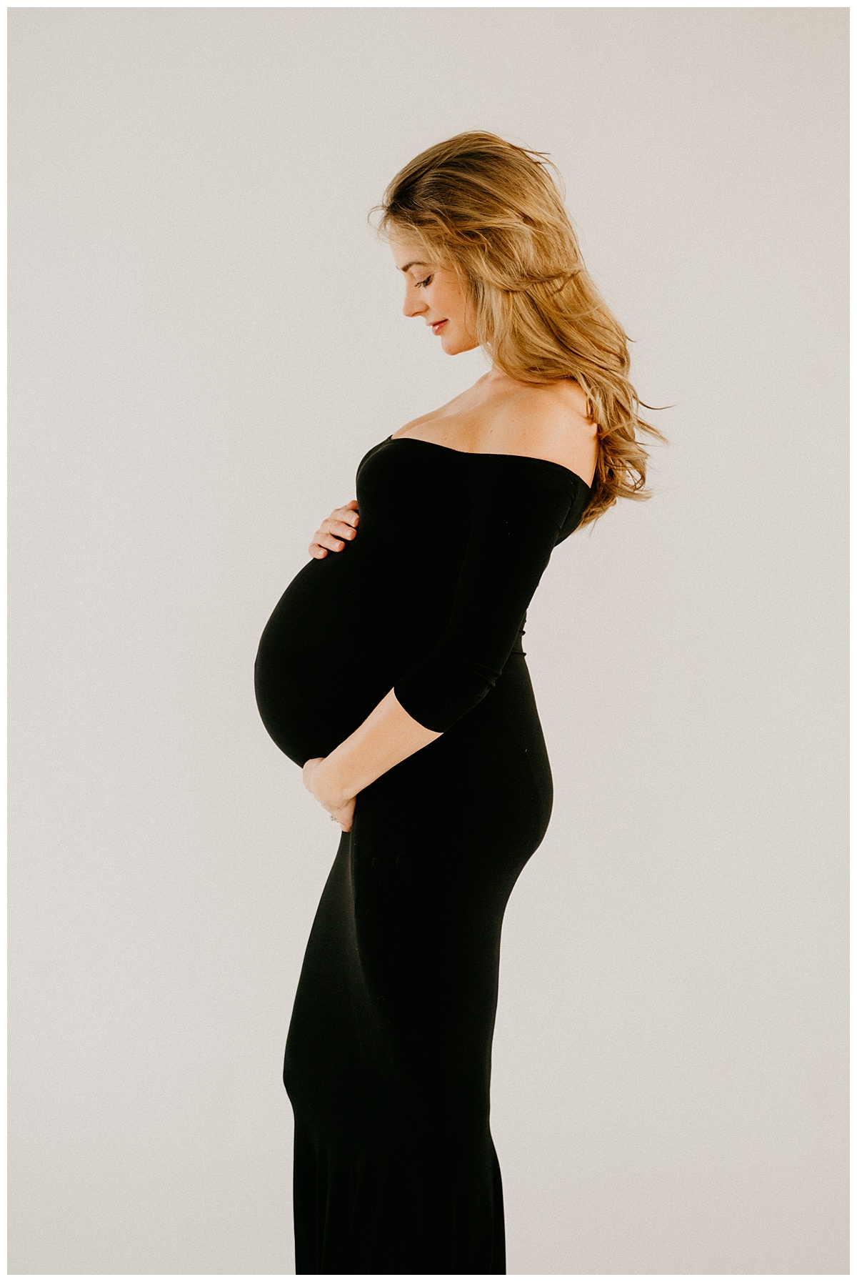 Studio Maternity Photohoot