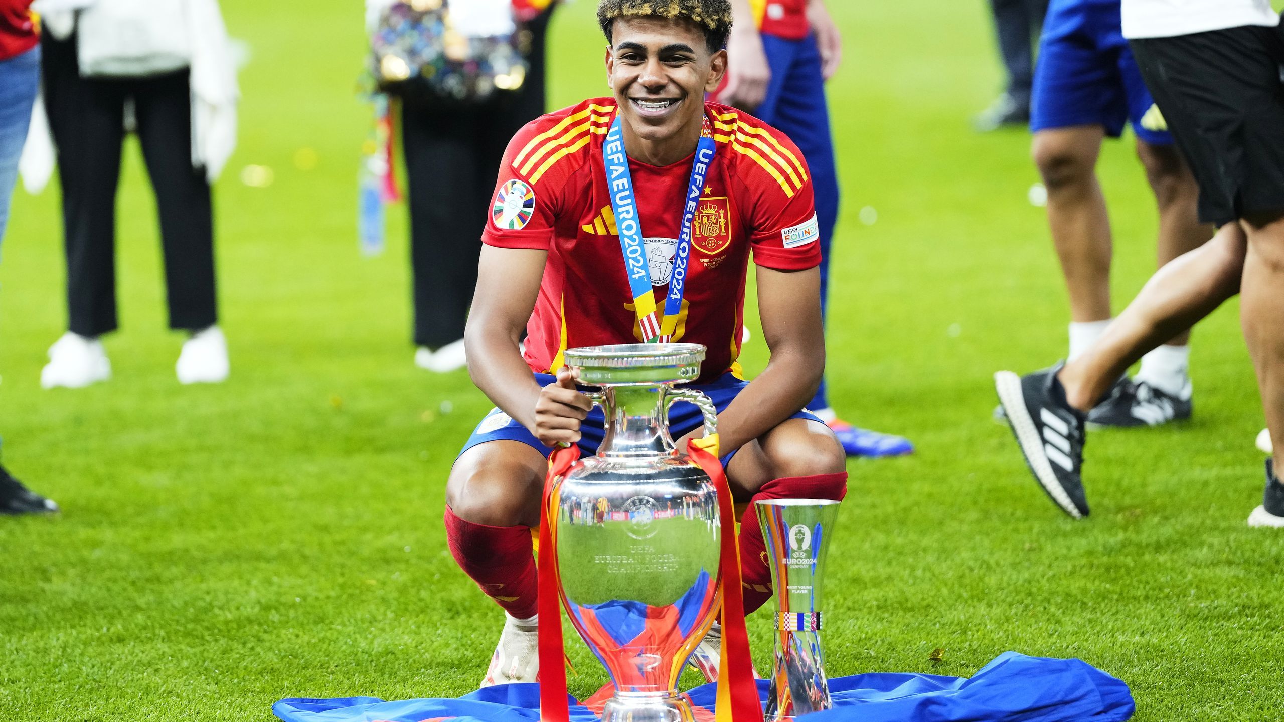 Lamine Yamal: Hansi Flick believes