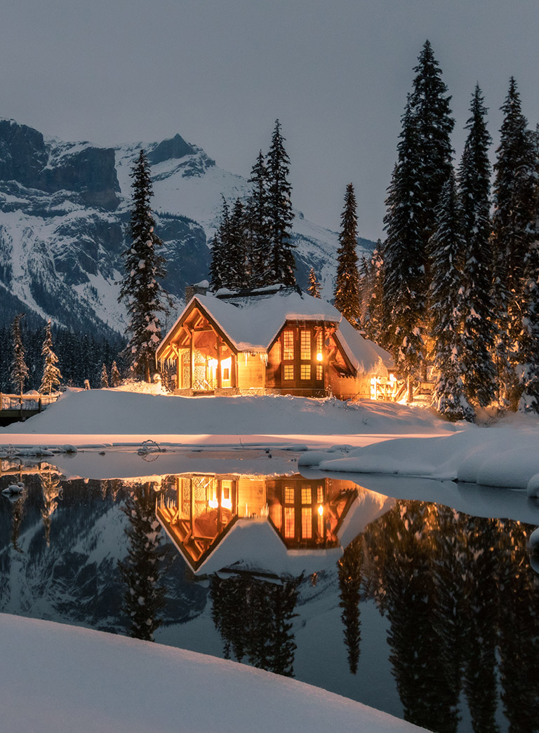 Cozy Cabins for a Winter Getaway