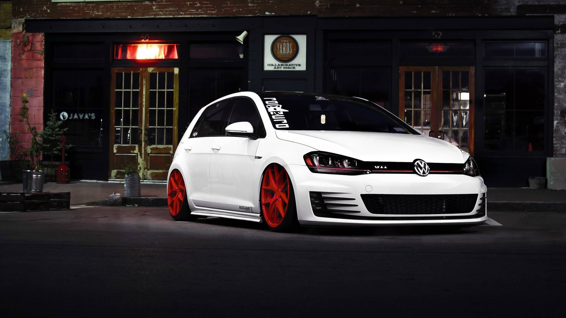 White Volkswagen Golf GTI Wallpaper