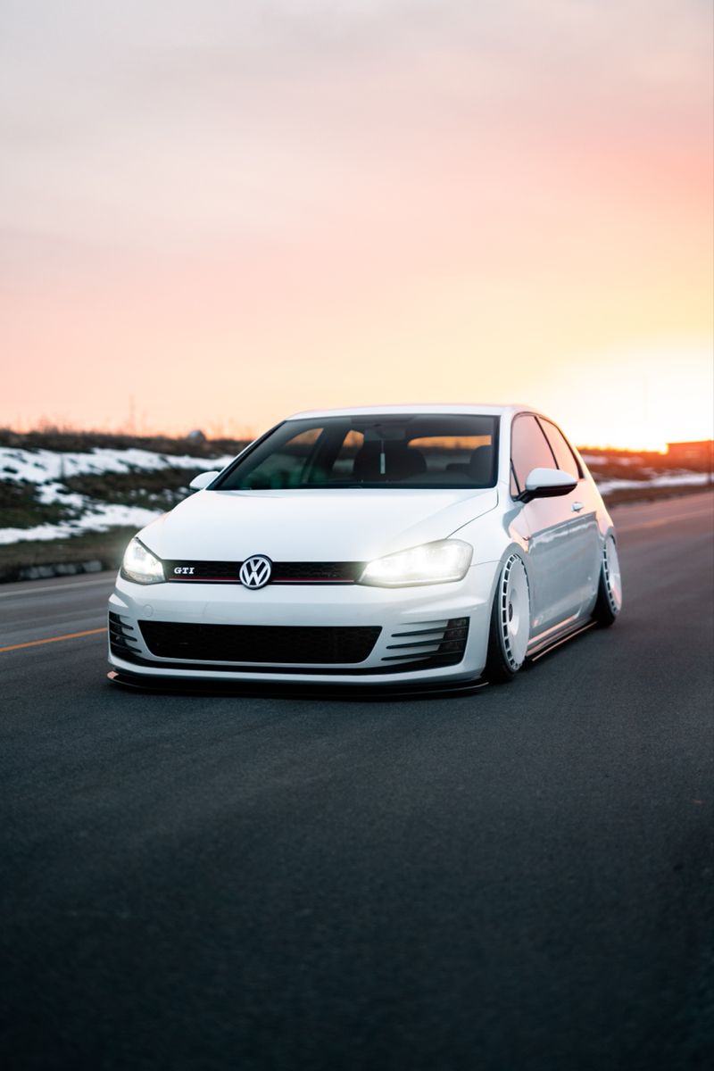 Bagged Mk7 sunset
