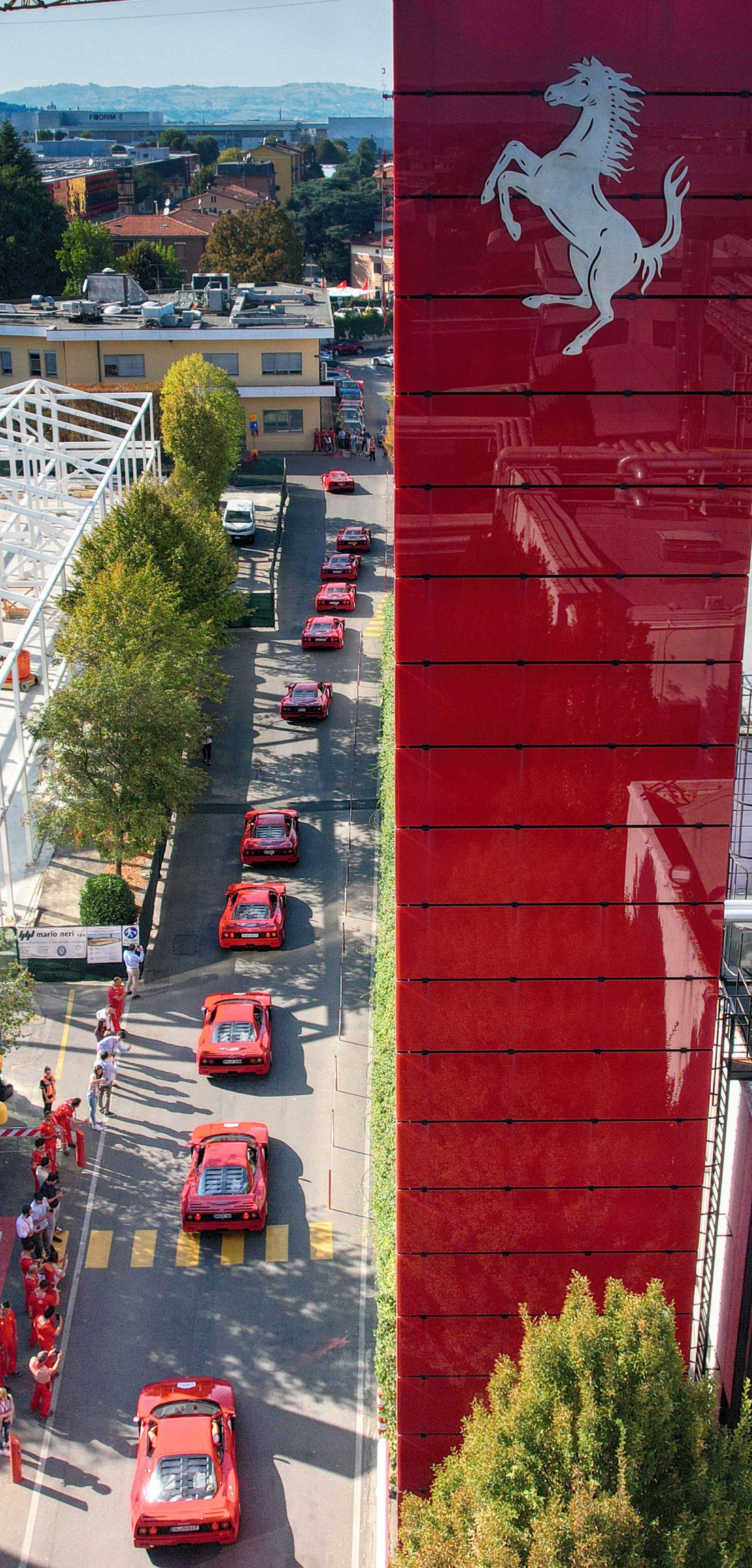 Ferrari F40 Legacy Tour wallpaper