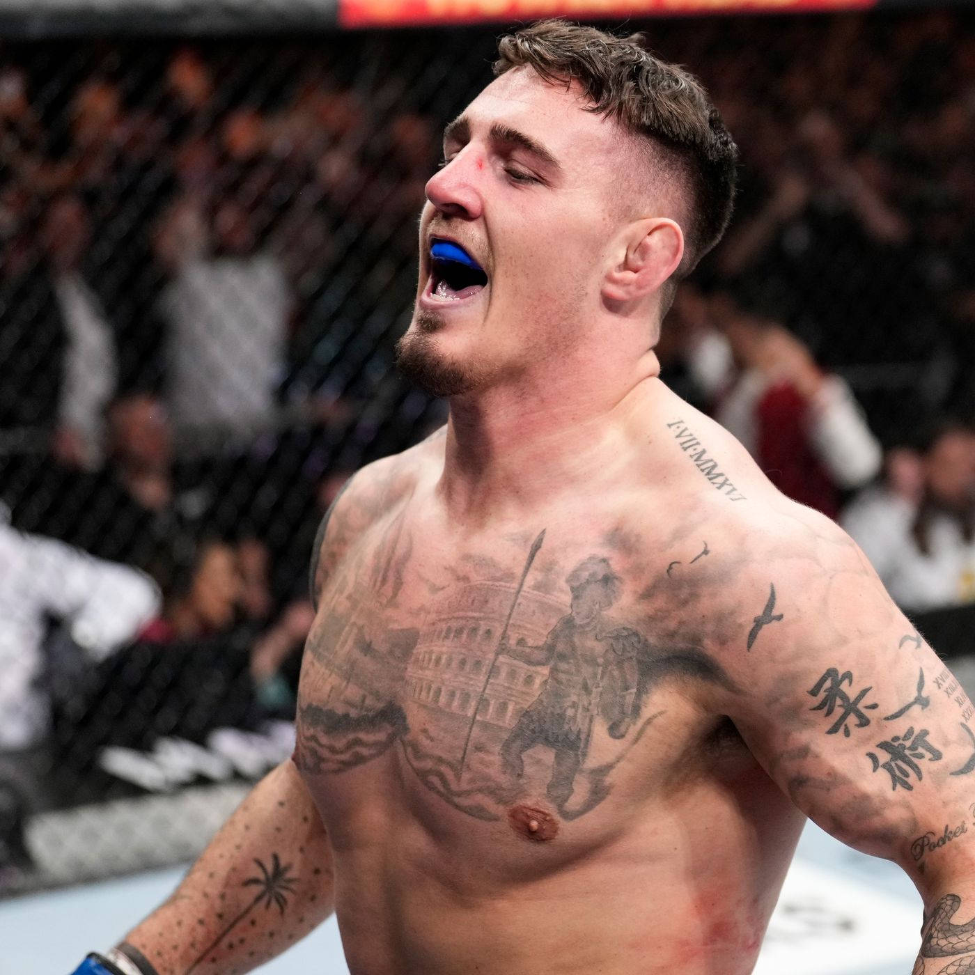 Download Tom Aspinall Smiling With